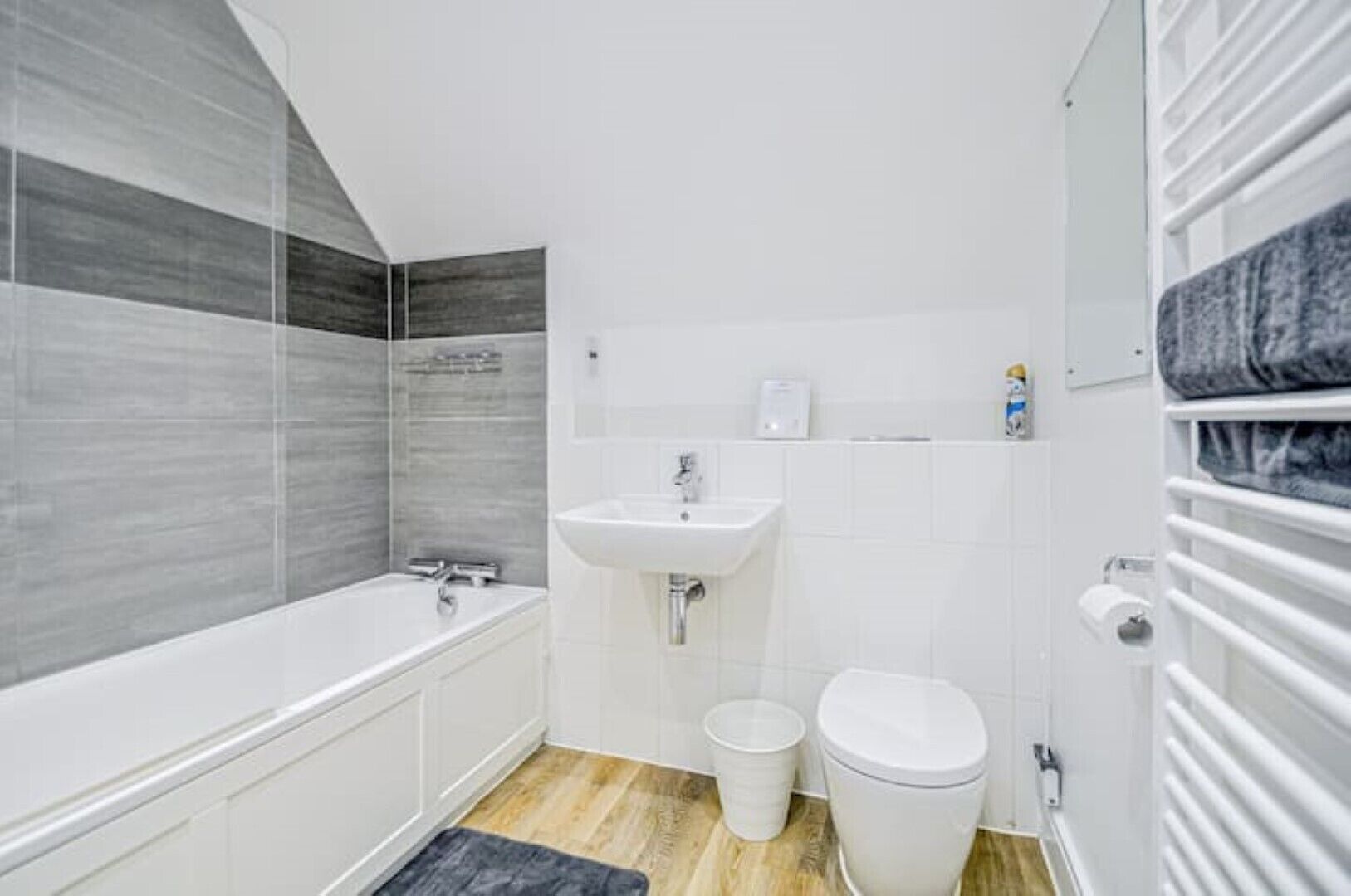 Charming 1-bedroom boutique hotel with parking #3