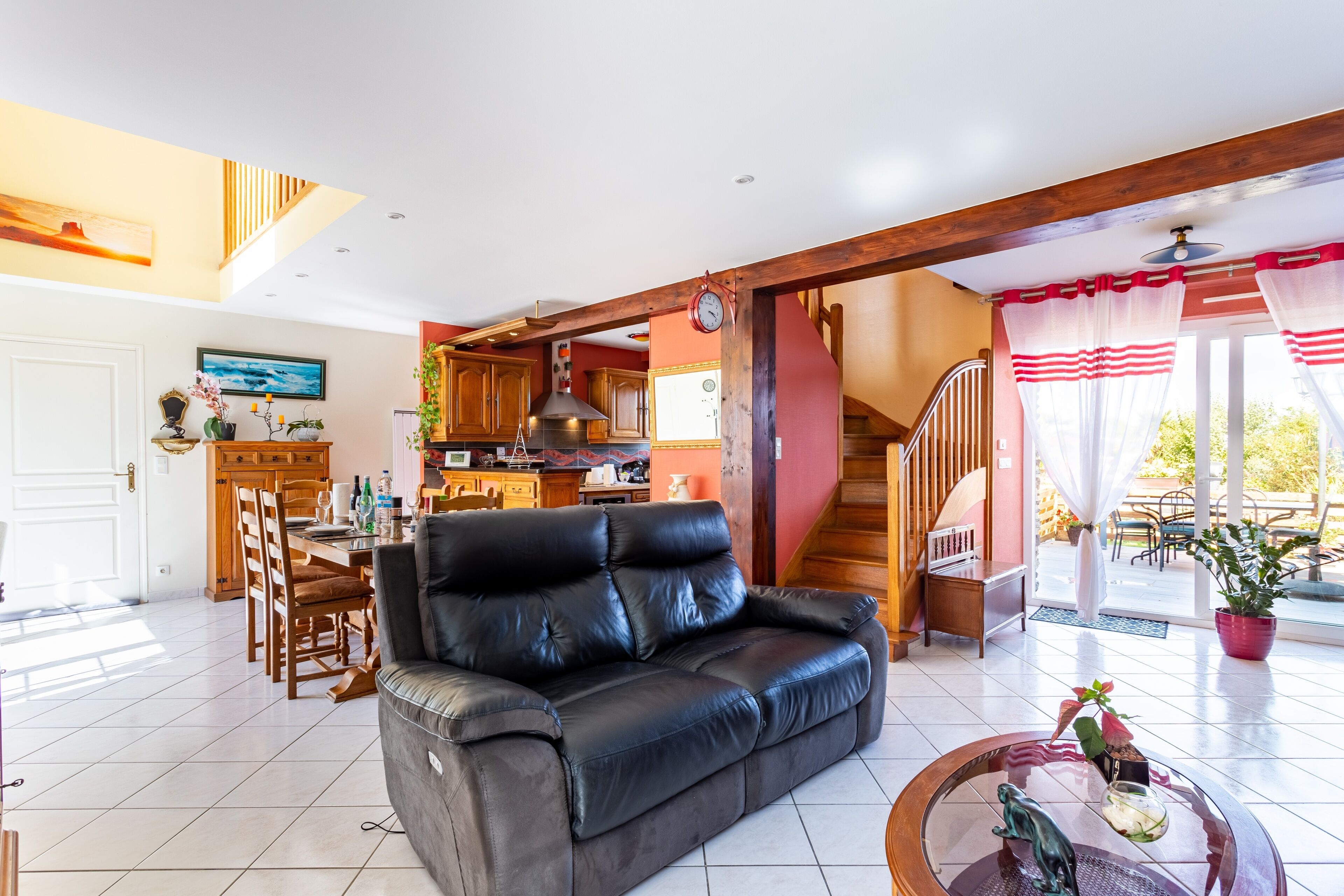 La Melorienne - Two Bedroom House, Sleeps 5