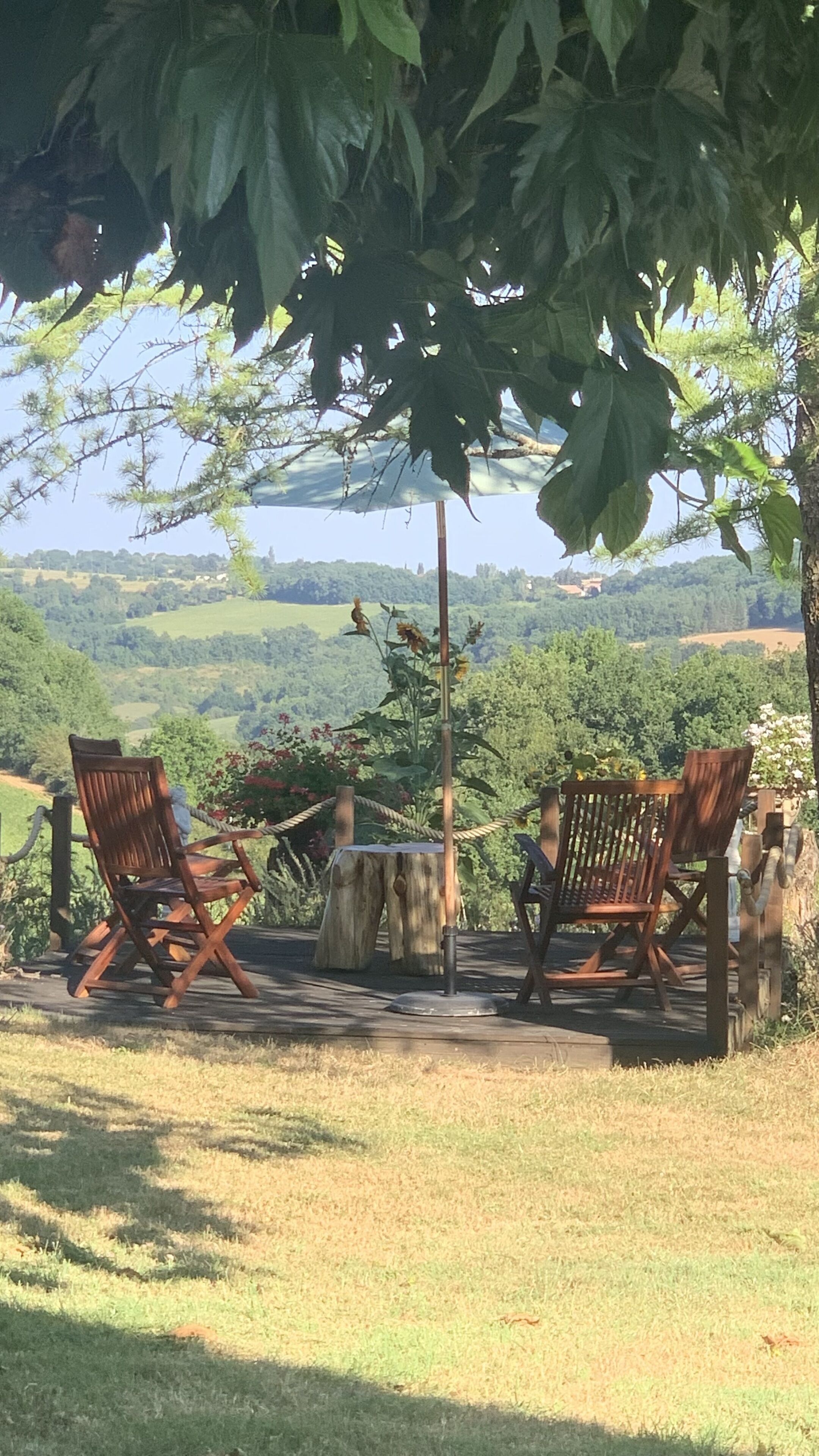 Attractive room in a peaceful, country home