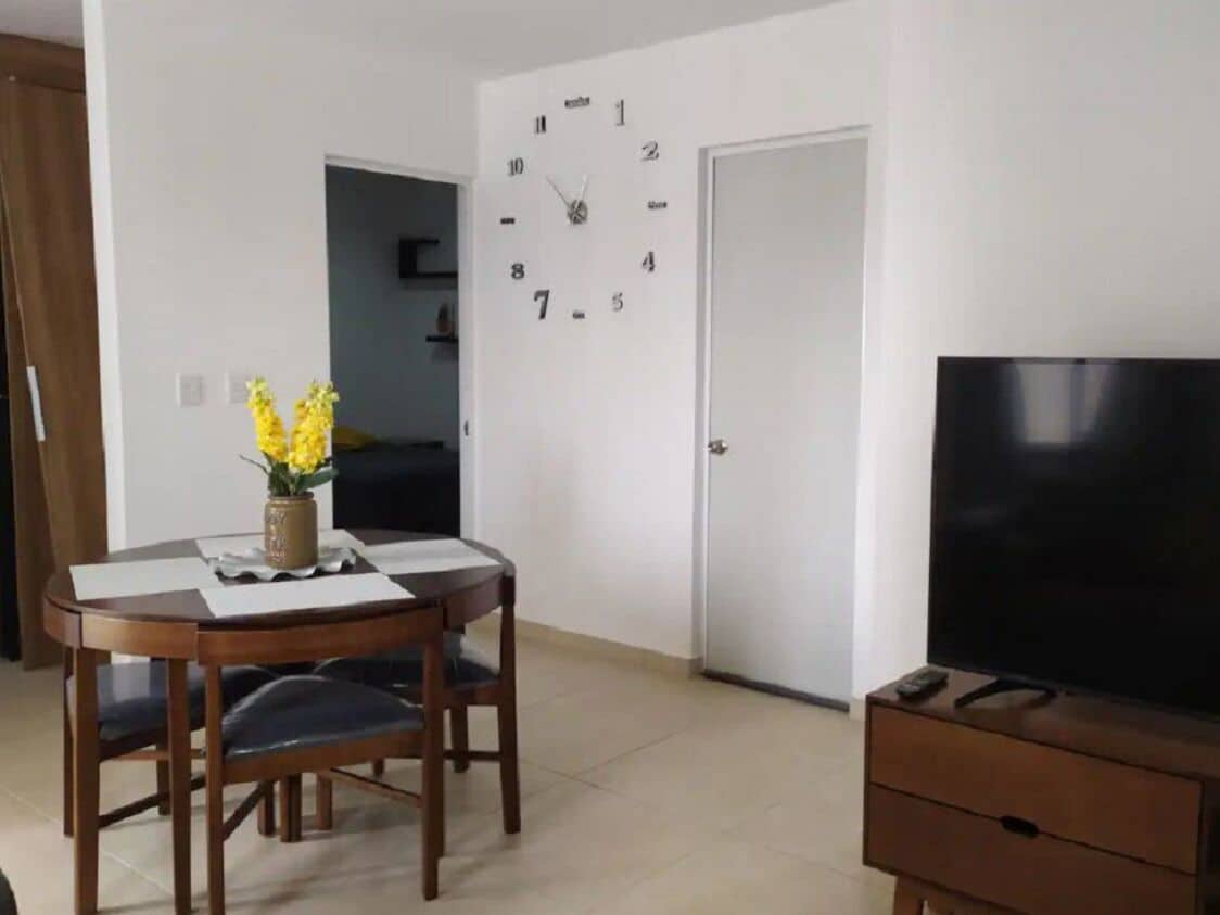 Modern apartment, located at north of the city within the exclusive residential.