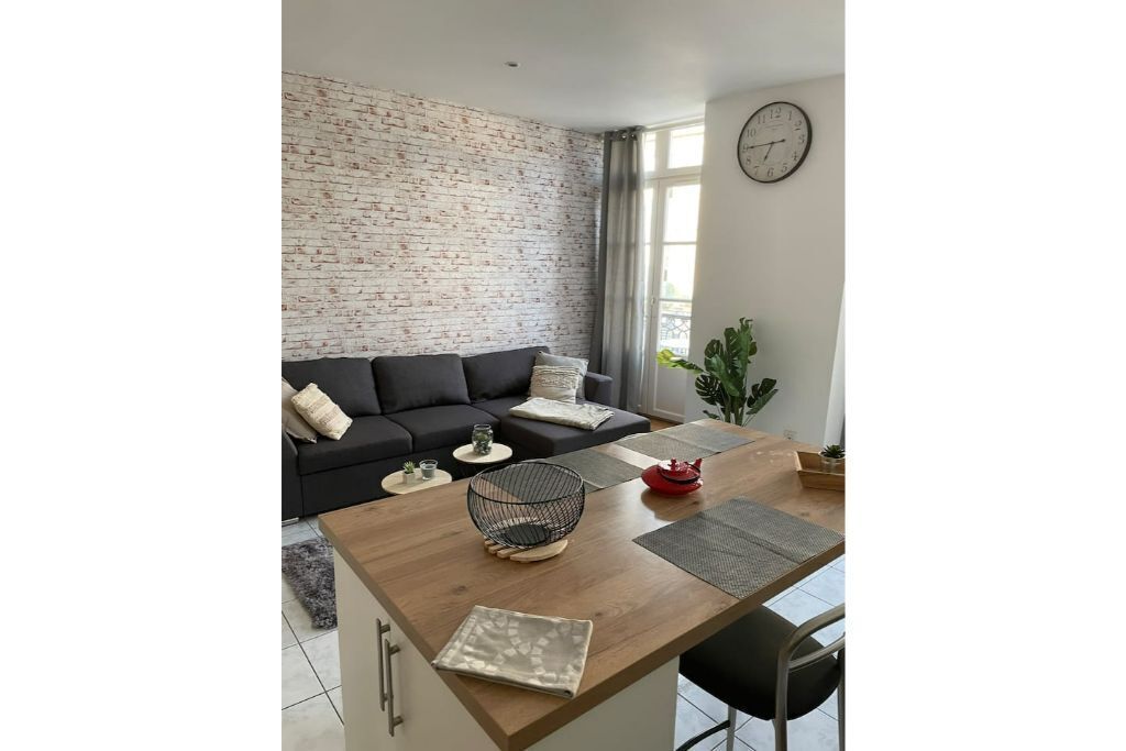 Dol de Bretagne : Appartement en Plein Centre