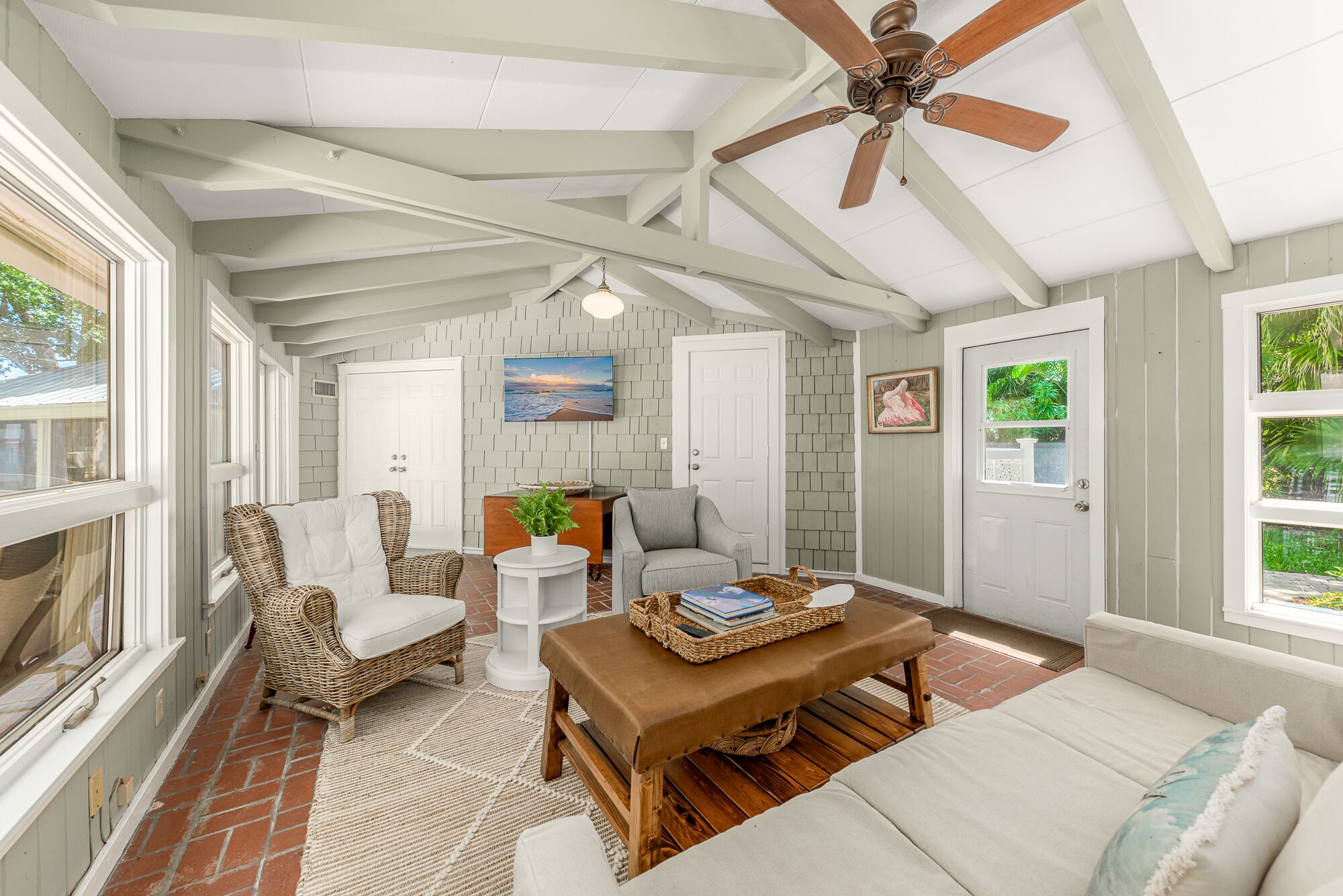 The Roosevelt Suite (2 BEDROOMS/2 BATHS)