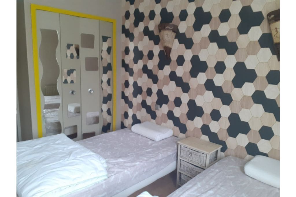 BAR IDEAL EVENING WEEK END HOLIDAYS STAY CURE