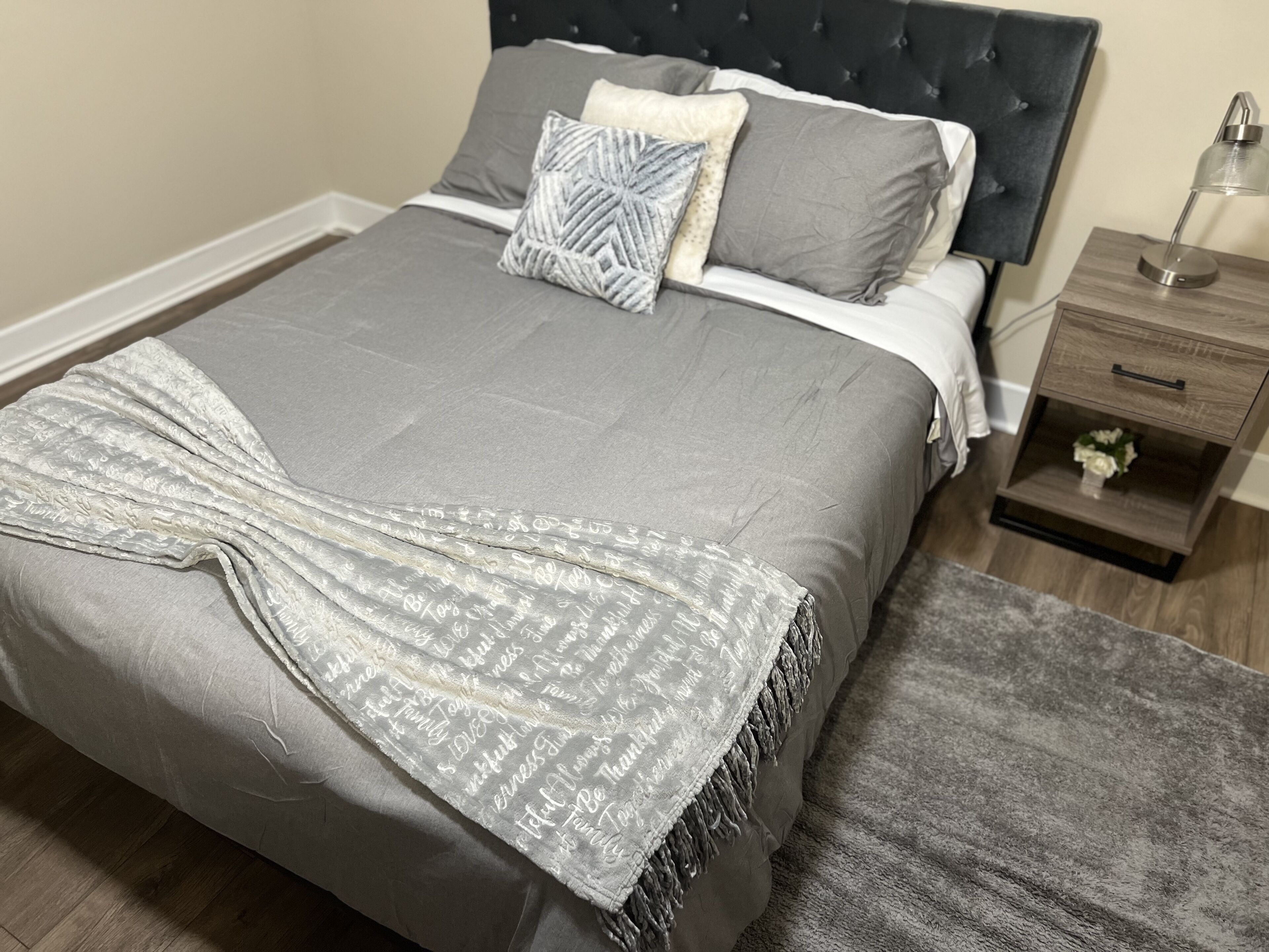 Charming Newly Remodeled 1 Bdr