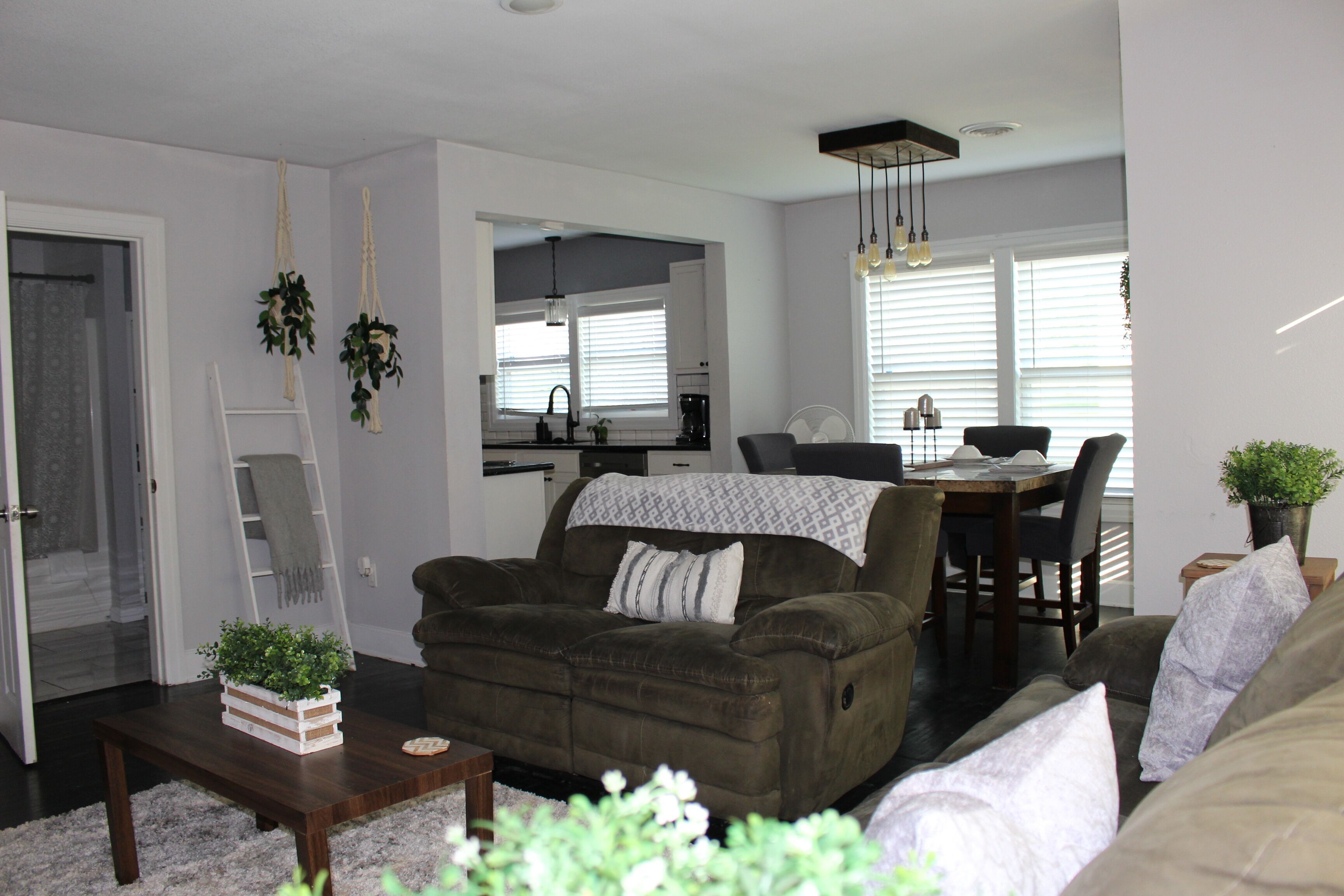 Luxury 3 bedroom 2 bath house!
