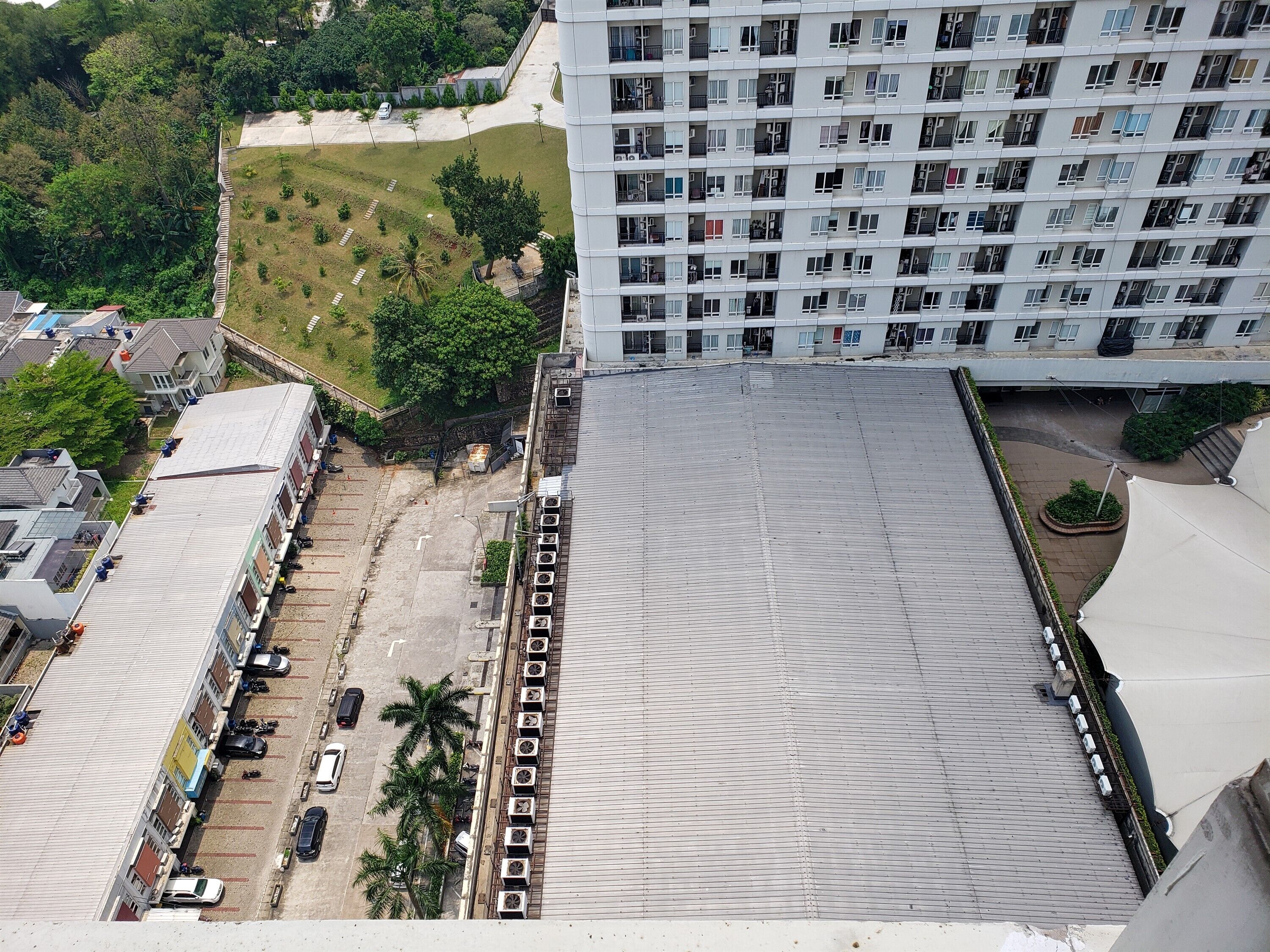 Cozy Studio At Cinere Bellevue Suites Apartment