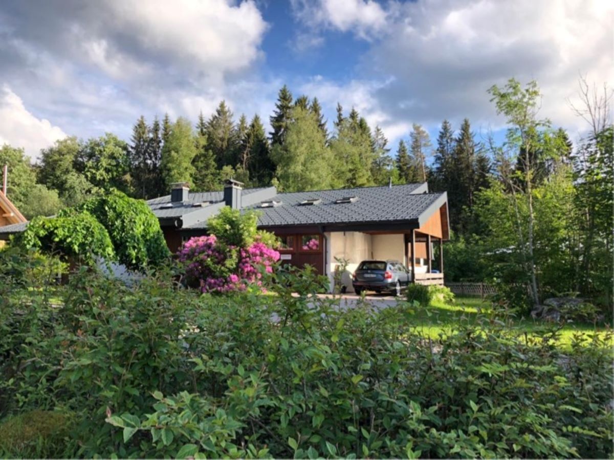 Schöne Ferienwohnung mit Exkl. Sauna und Garten