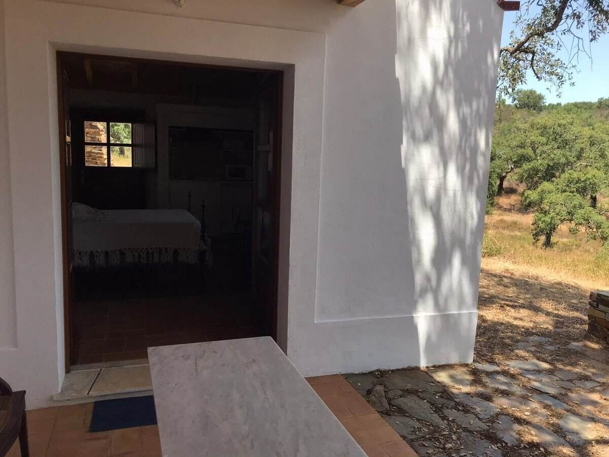 Alentejo, Suite w/ Kitchenette in typical Monte, Odemira