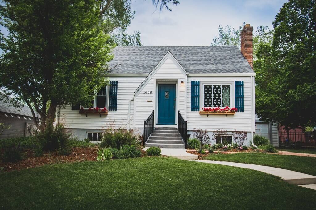 Ideal Getaway, Perfect Location!