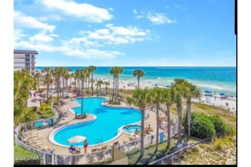 SnowBird Special Pet friendly 3 bed16th fl.  Inquire for special prices for stay