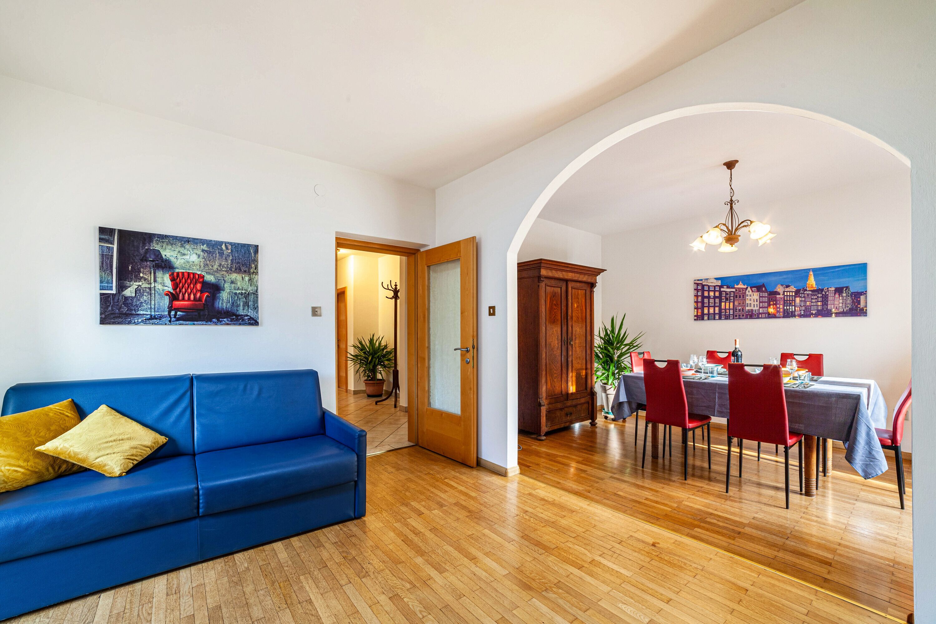 Holiday Apartment" Appartamento C and P" with Mountain View, Balconies & Wi-Fi