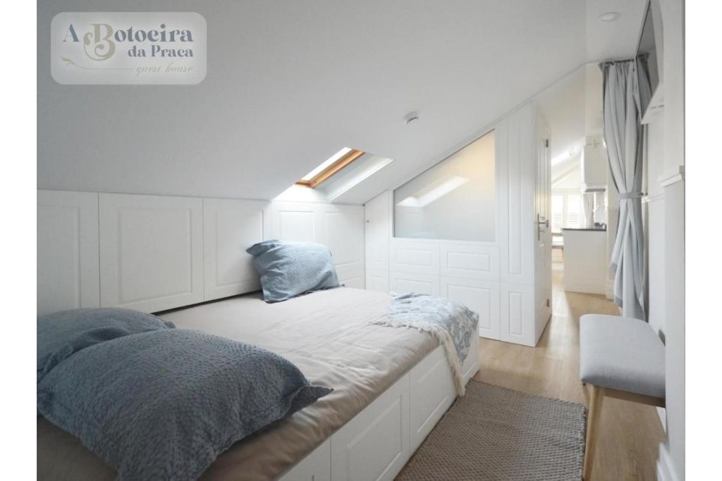 Elegant Studio B5 Standard AF in the heart of the Historic Center of Viana!