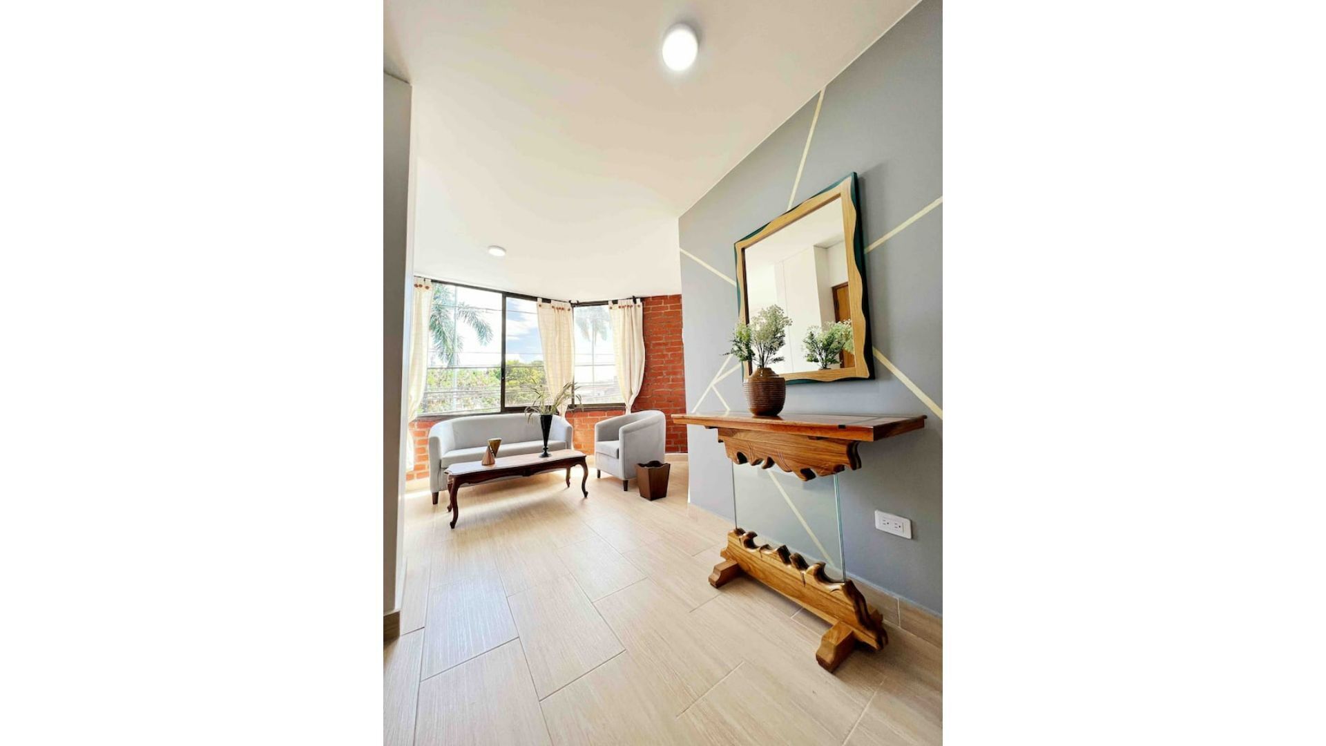 Modern Apt With View of the Basilica