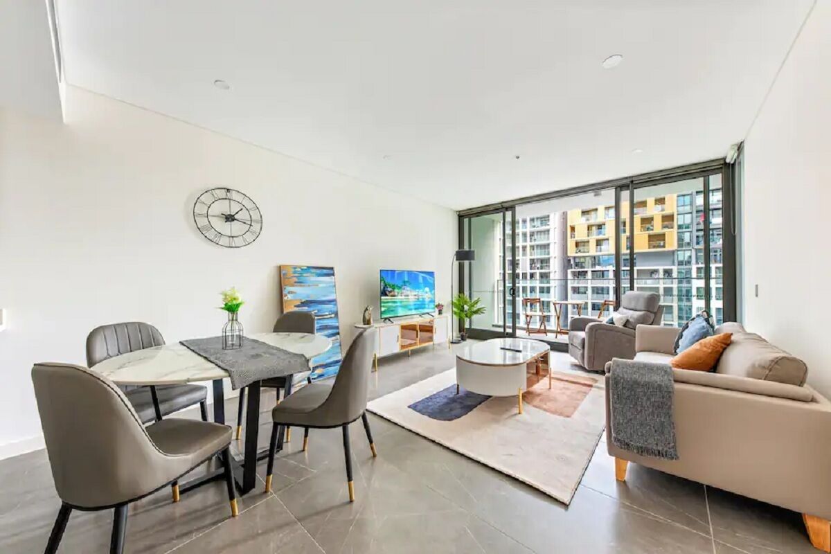 Olympic Park 1 Bed Apt | MHS