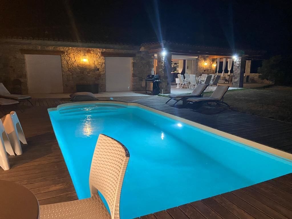 Charming and elegant room in a magnificent character house