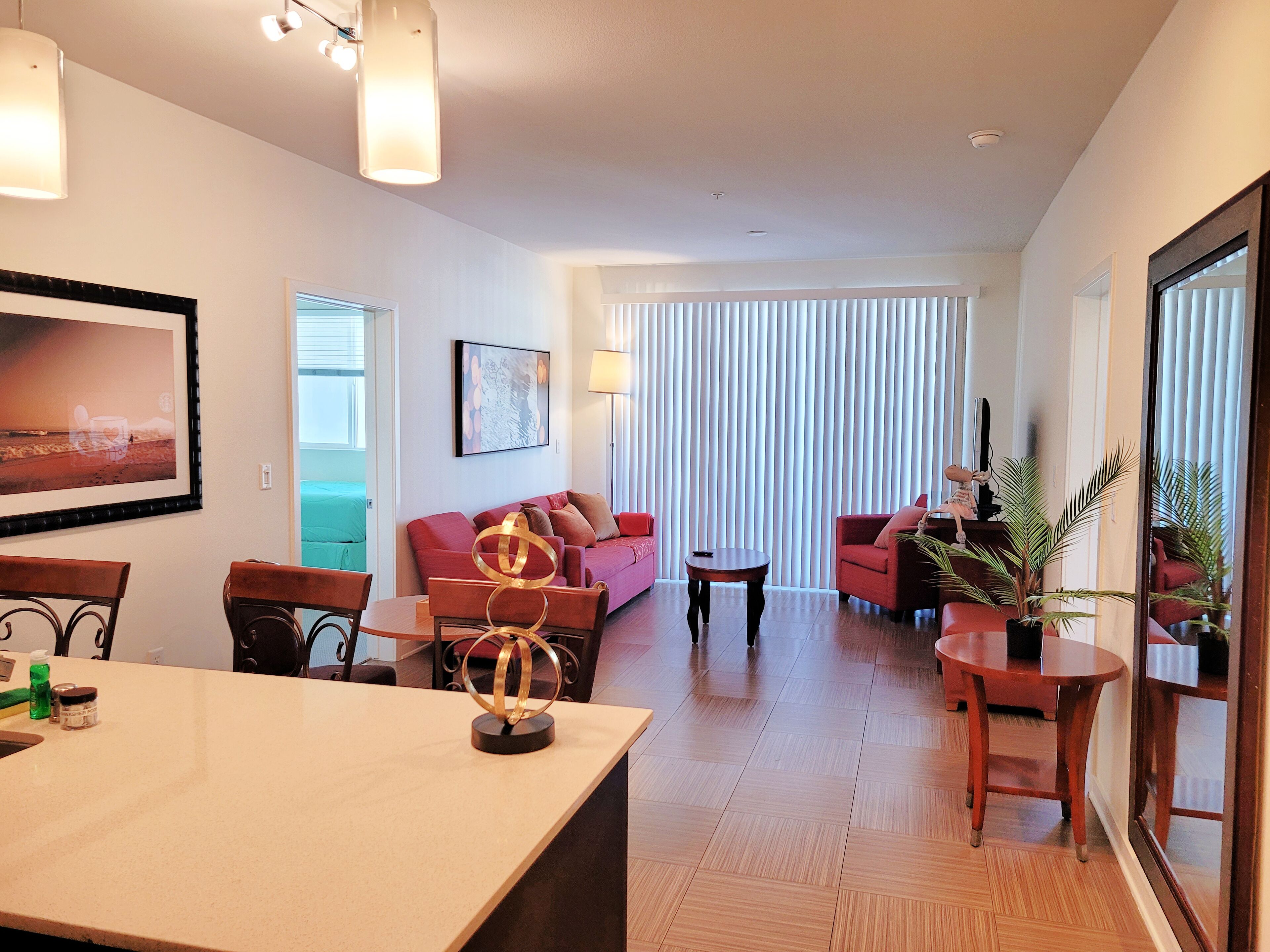 Casa Grande Venice Beach Apts sleeps 7