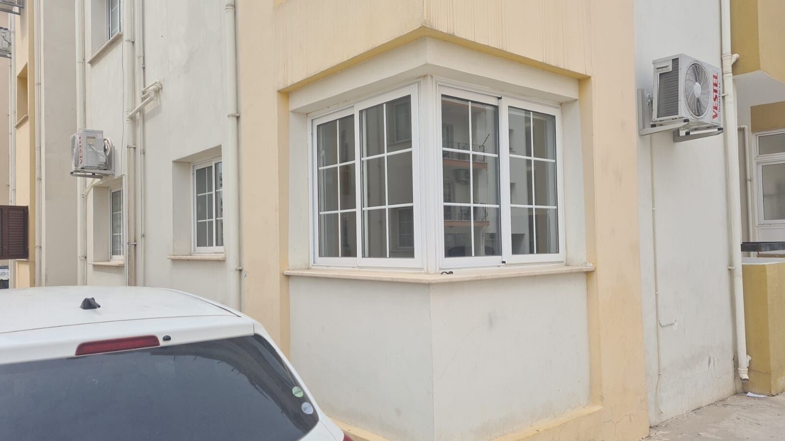 Ground floor 2 bedroom flat to hire