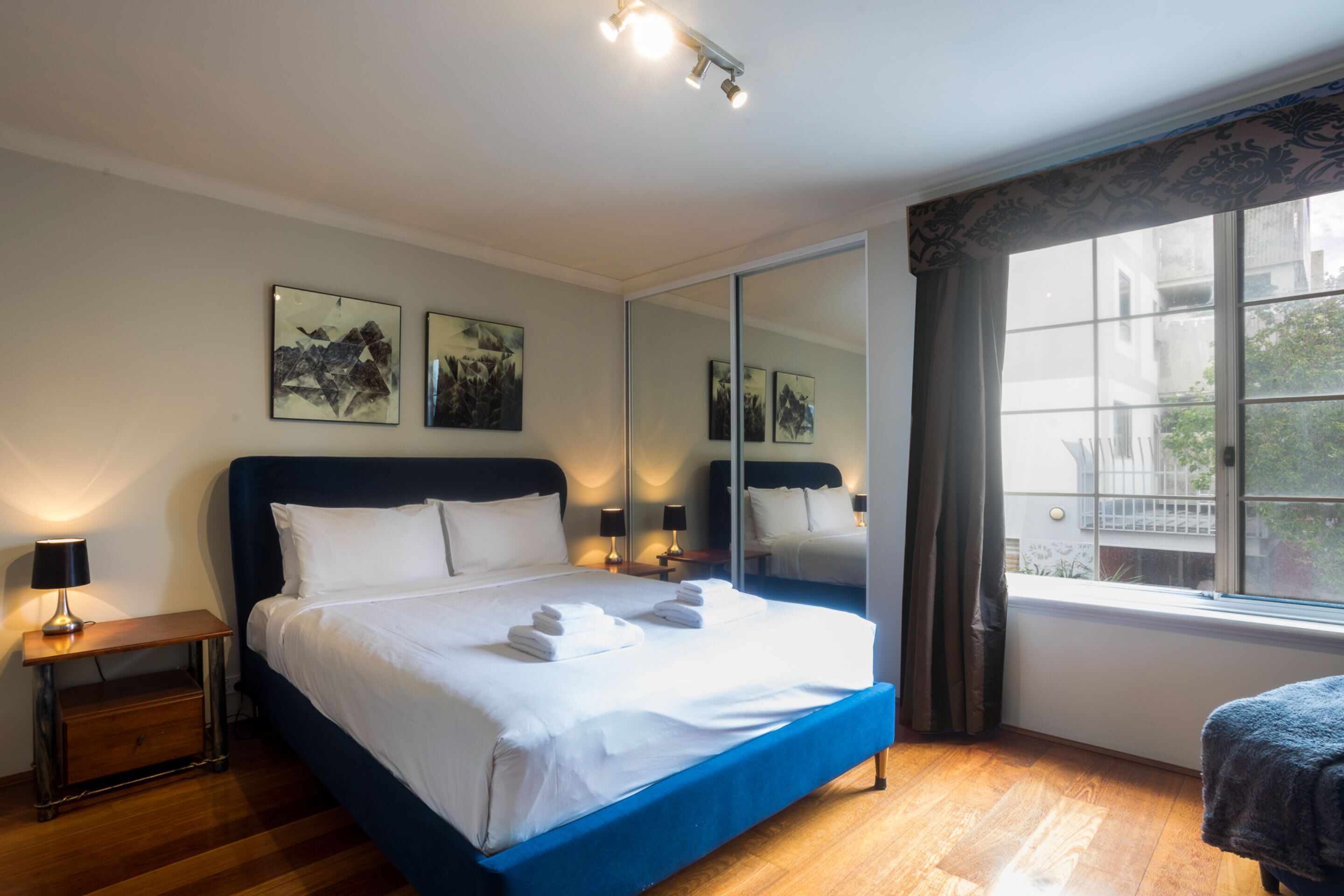 Roomy & Light-filled Apartment, Central Location