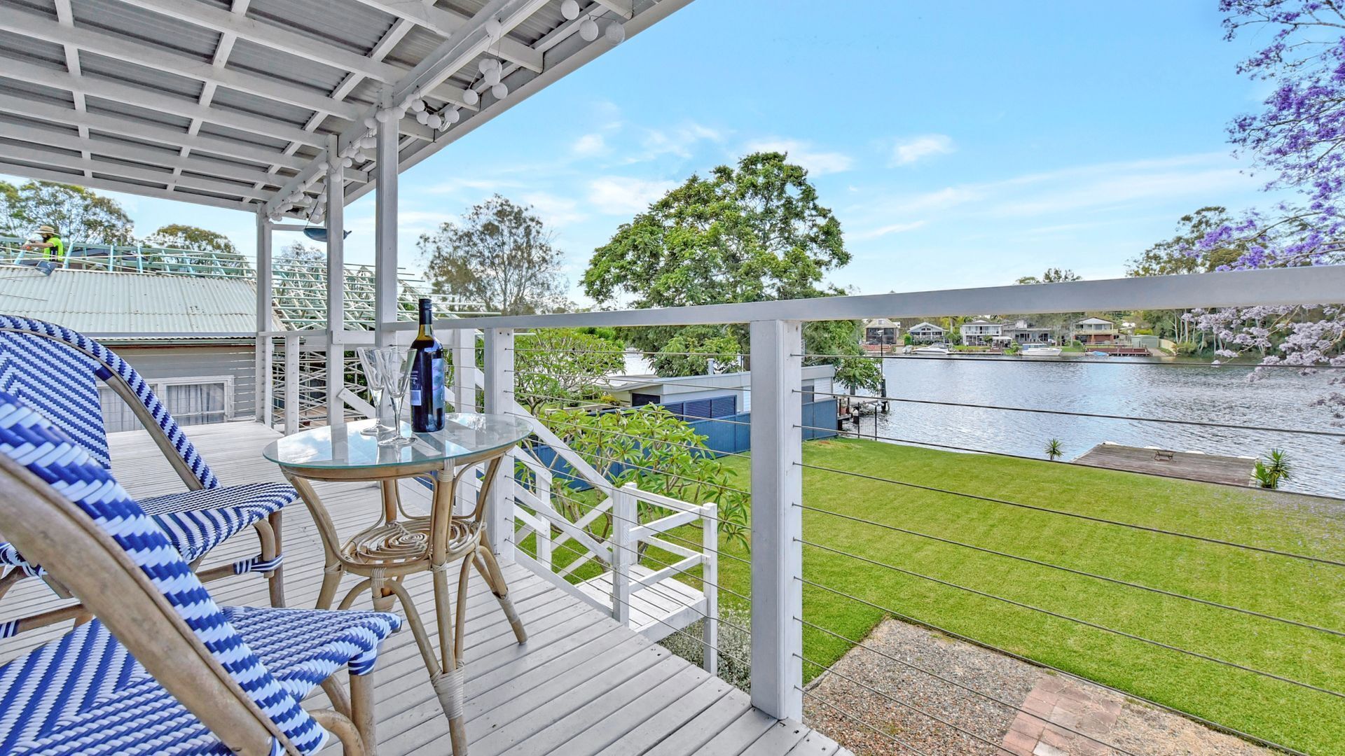 Ducky's Waterfront Lodge absolute waterfront at Dora Creek