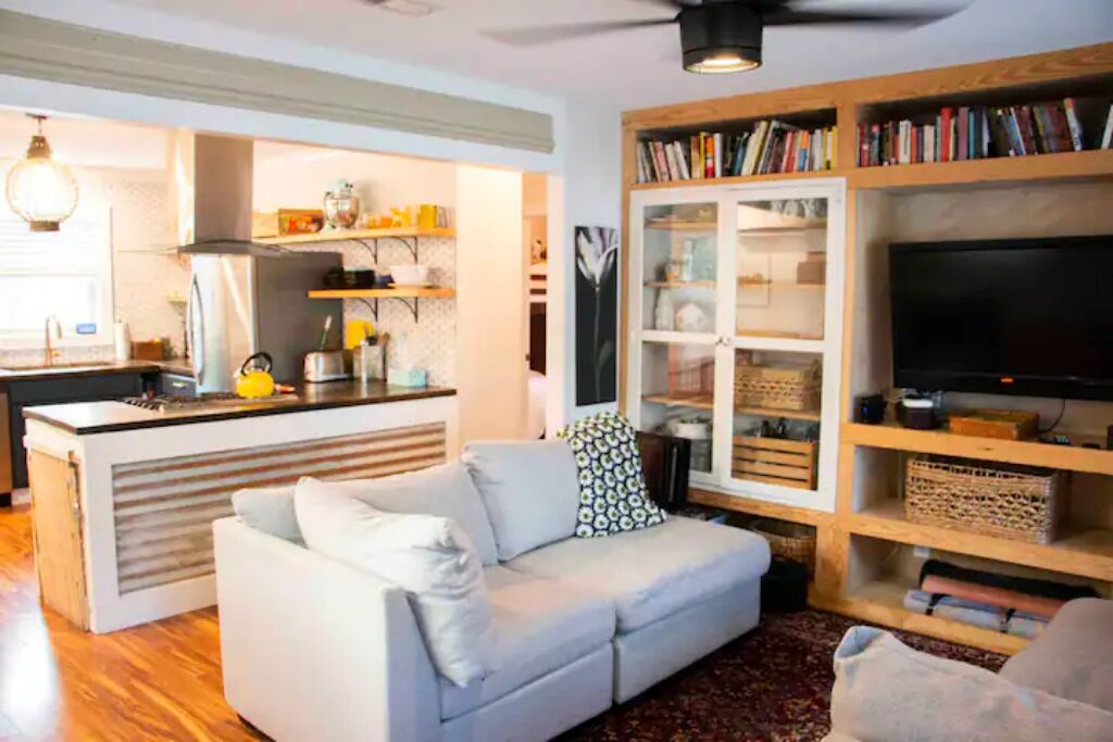 Family Friendly Downtown Park Circle 2 Bed