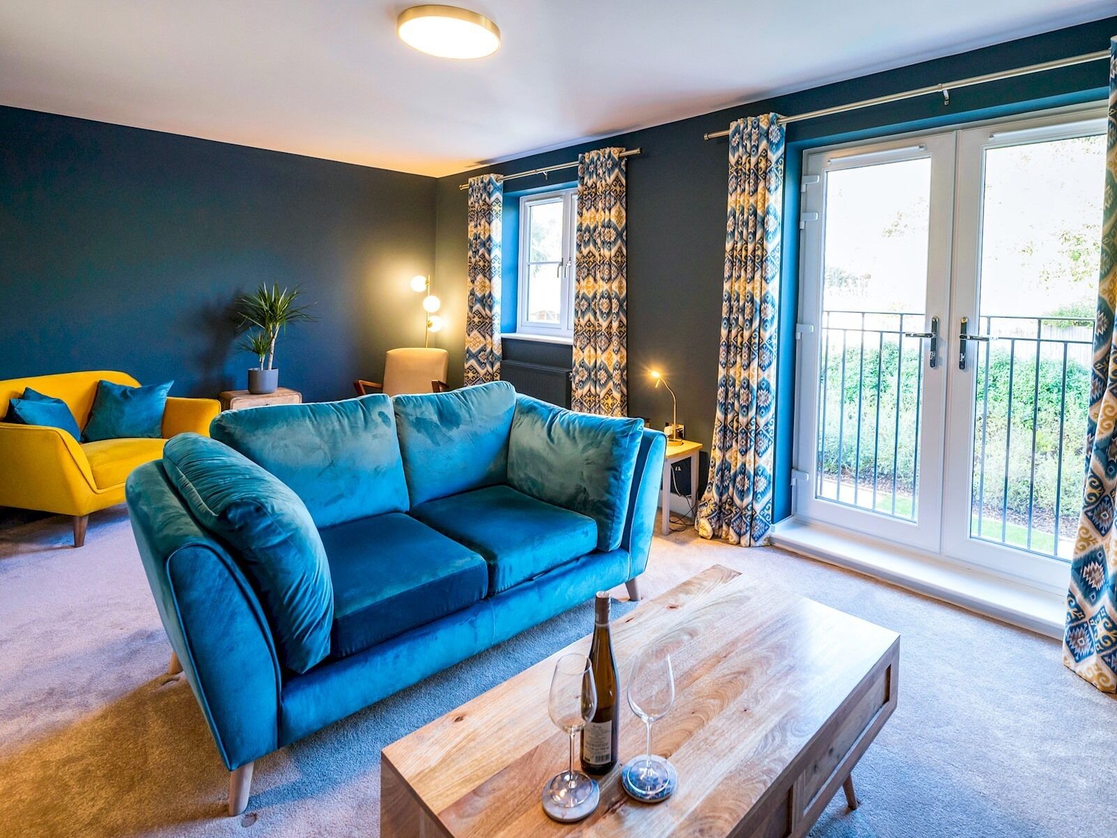 Pass the Keys | Stylish modern 2 bedroom townhouse with parking