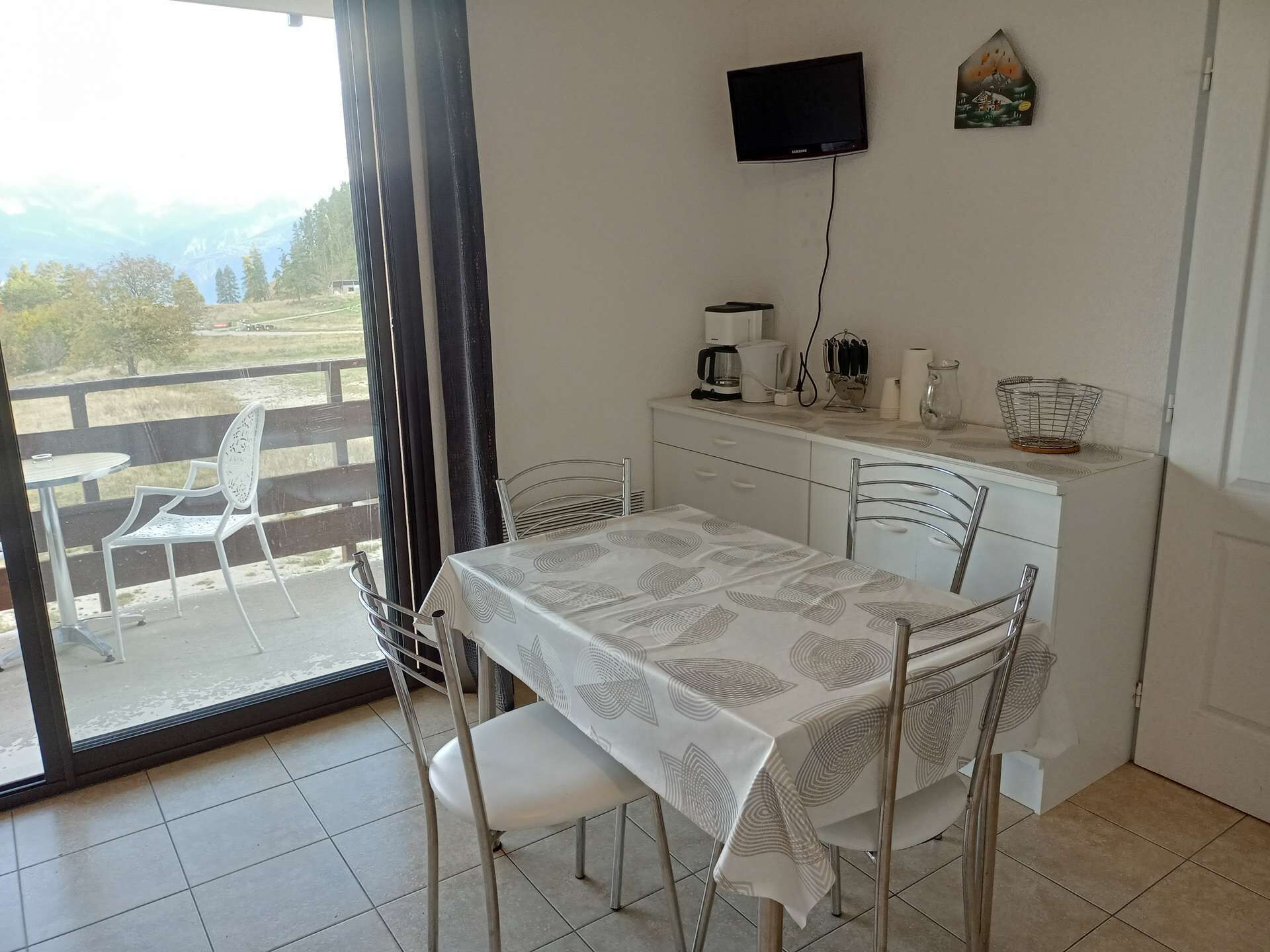 Pretty T2 with 6 beds in Réallon