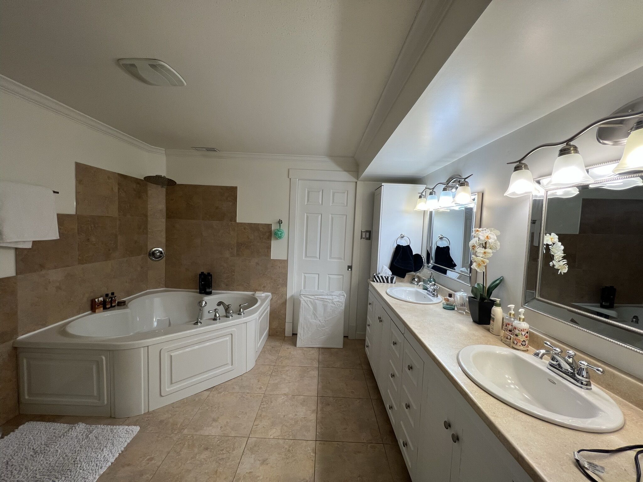 Lumby -Your Home Away from Home