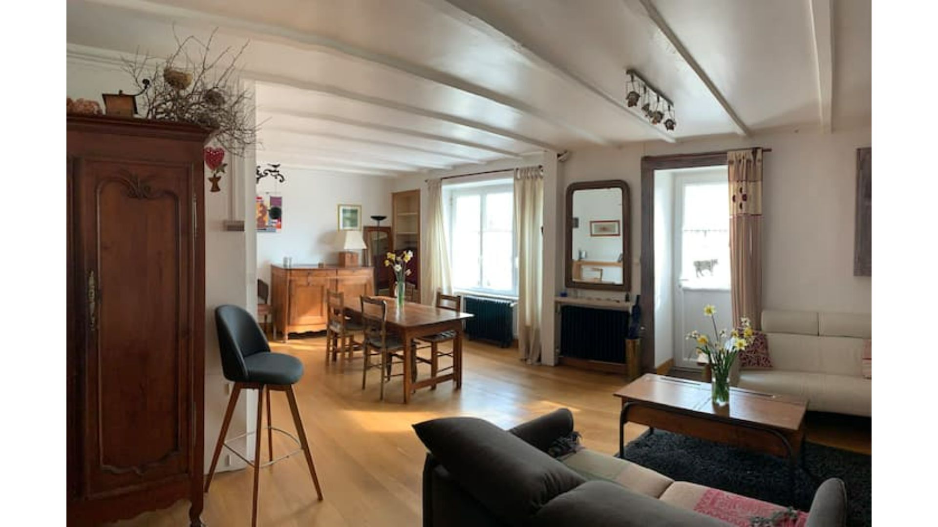 Charming townhouse in a typical village