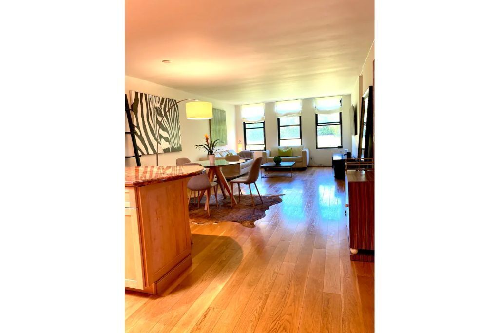 Montecito's famed Coast Village Rd Penthouse Condo