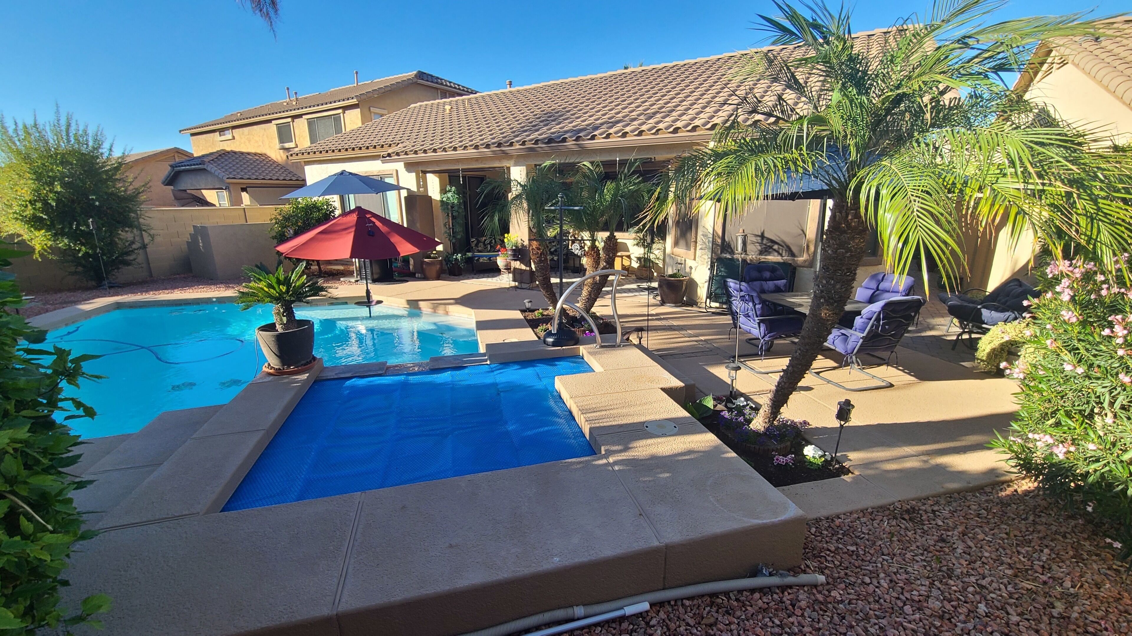 "Cactus Cooler Casita"  Pool and Spa - Full Kitchen - long or short stay
