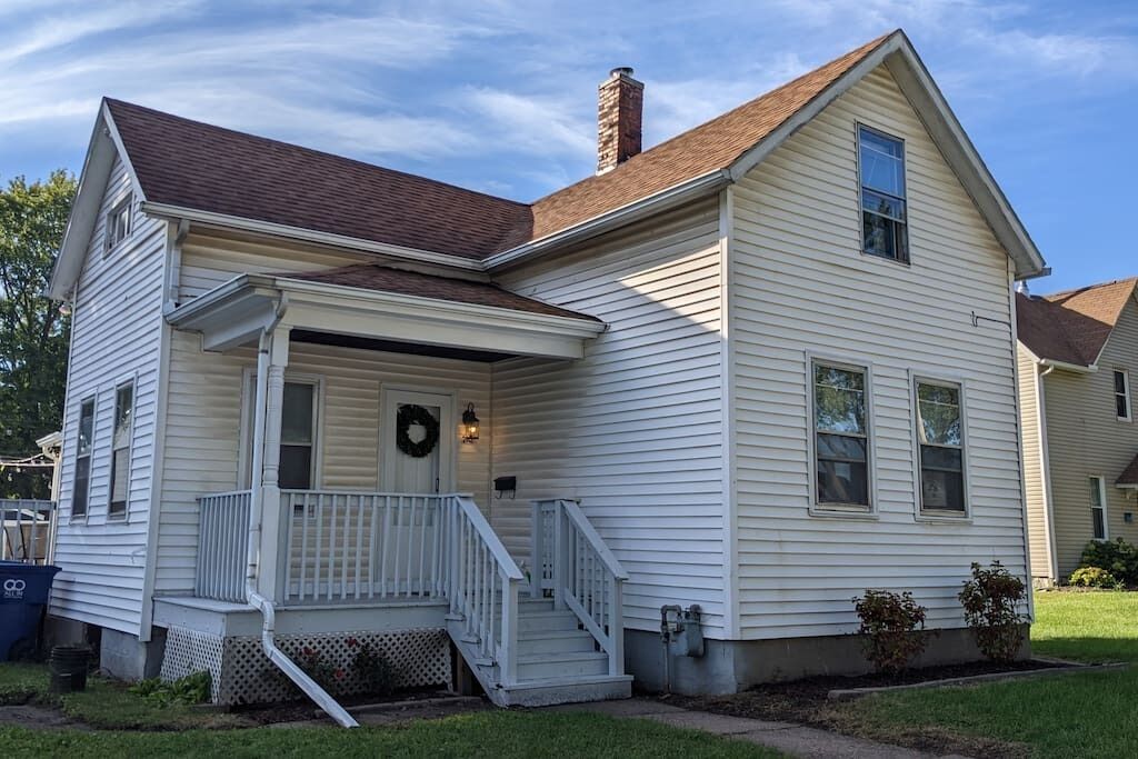 Freshly Renovated 3BR House near Genesis West, SAU