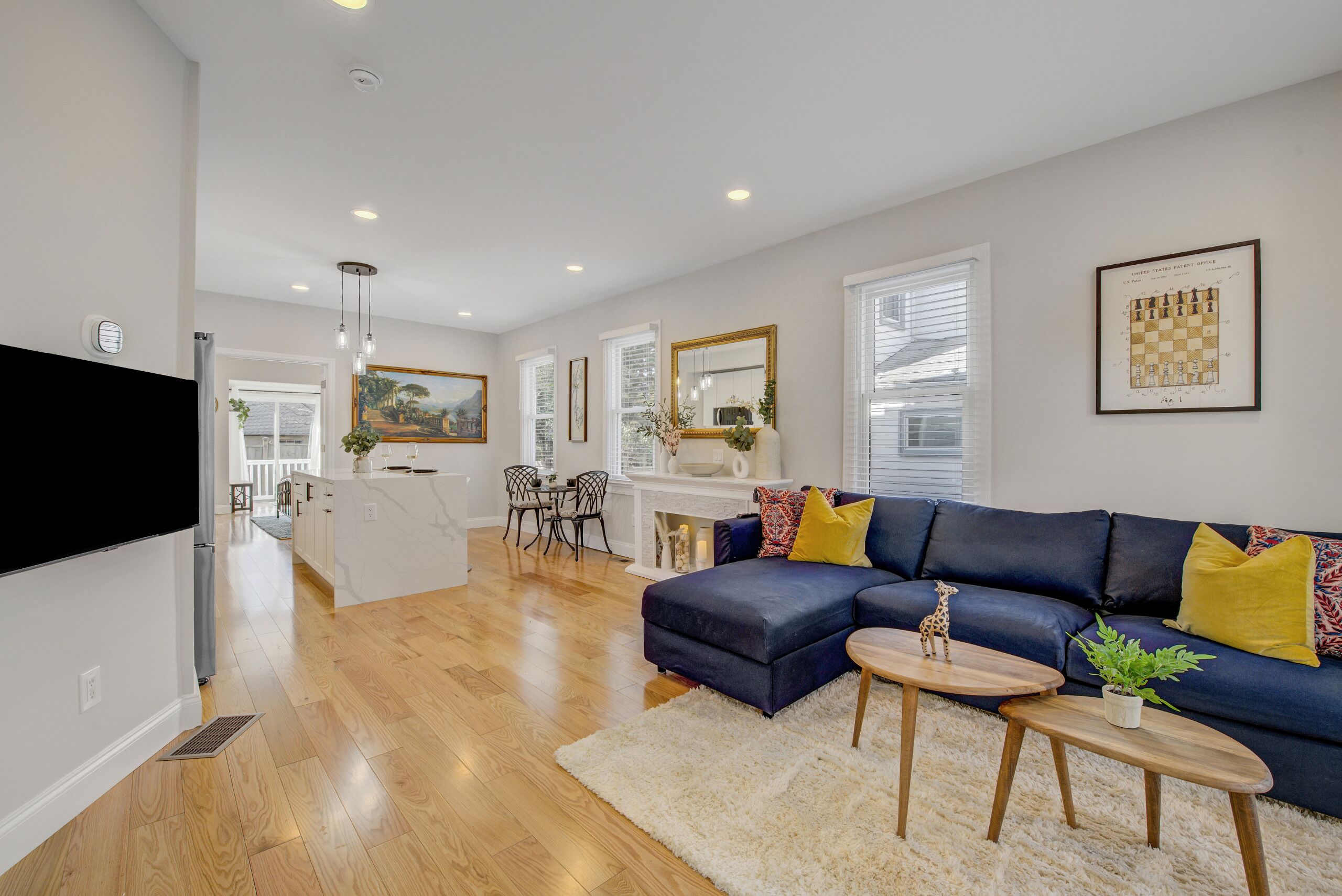 Palmer Square 1BR w/ Private Patio