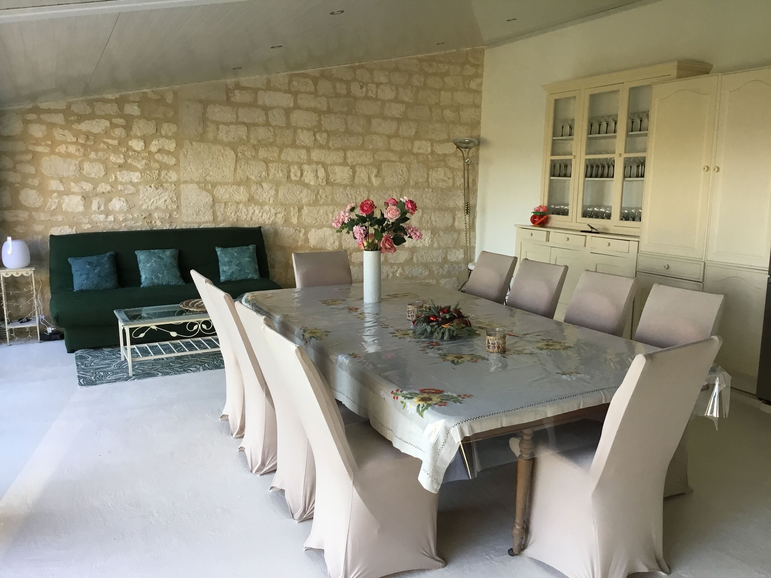 Jade House.<br>On the ground floor 7 km from Cordes sur Ciel, 20 km from ALbi.