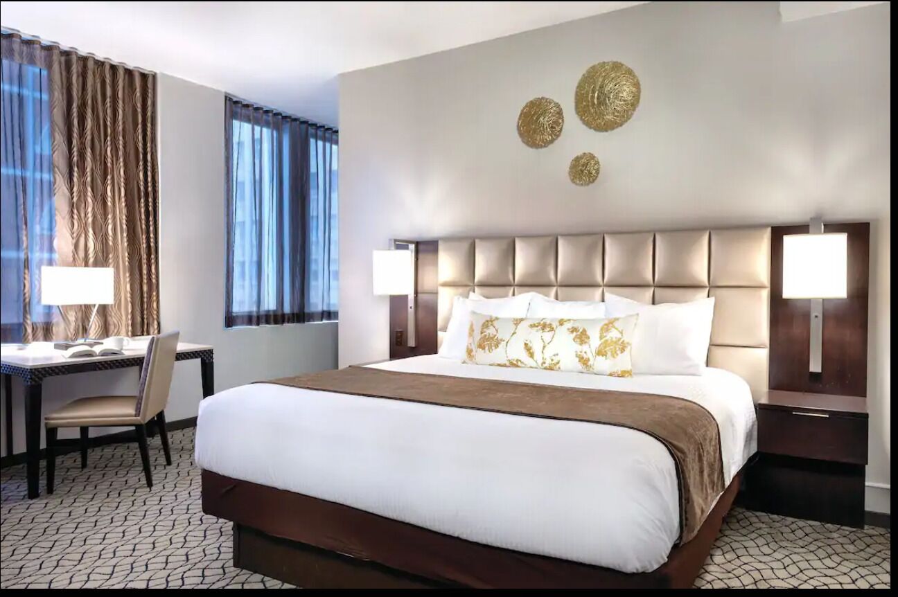 Studio Suite in SF with Hot tub, Sauna & Roof Deck