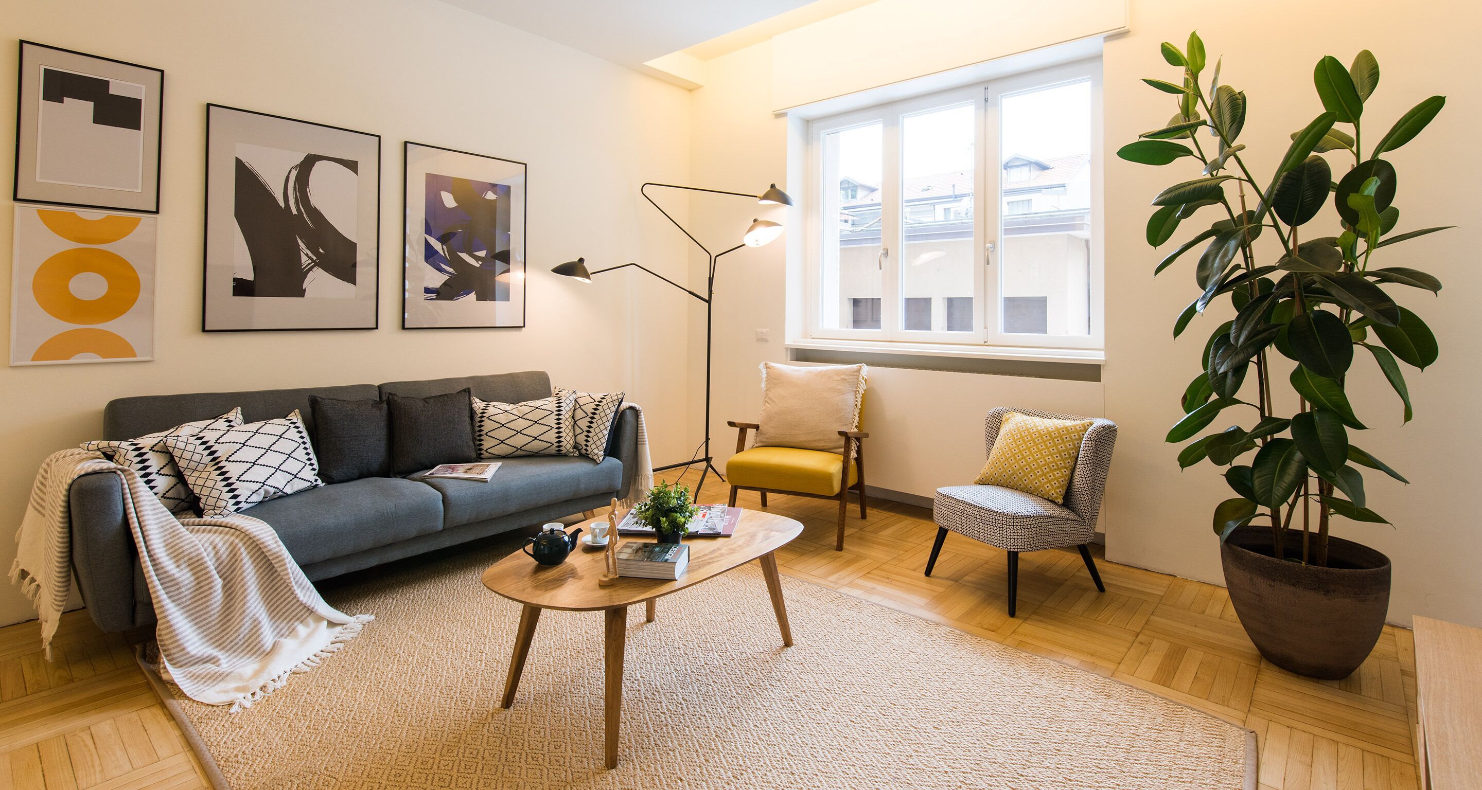 Dante Apartment with Parking