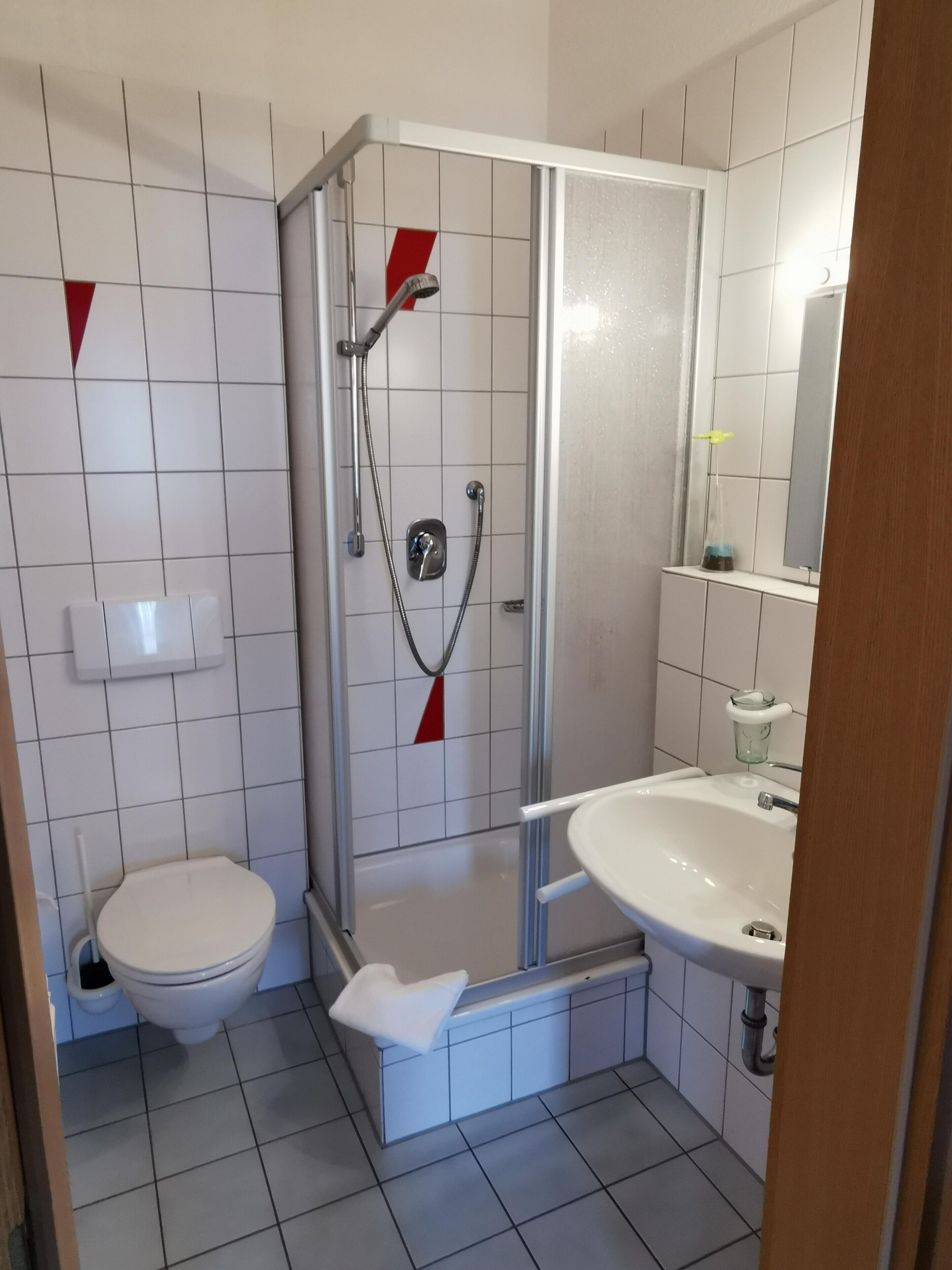 Standard single room