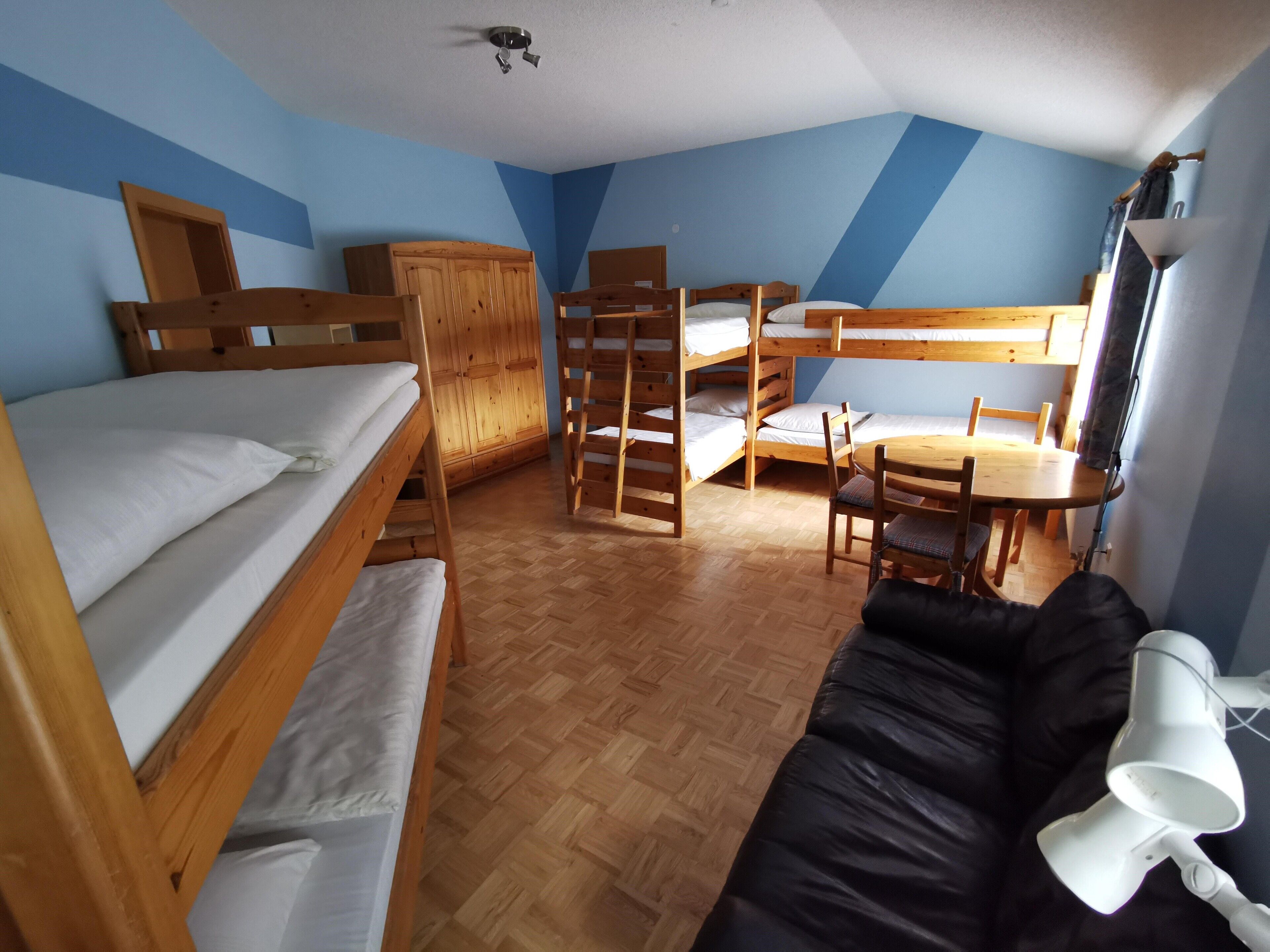 Six-bed room