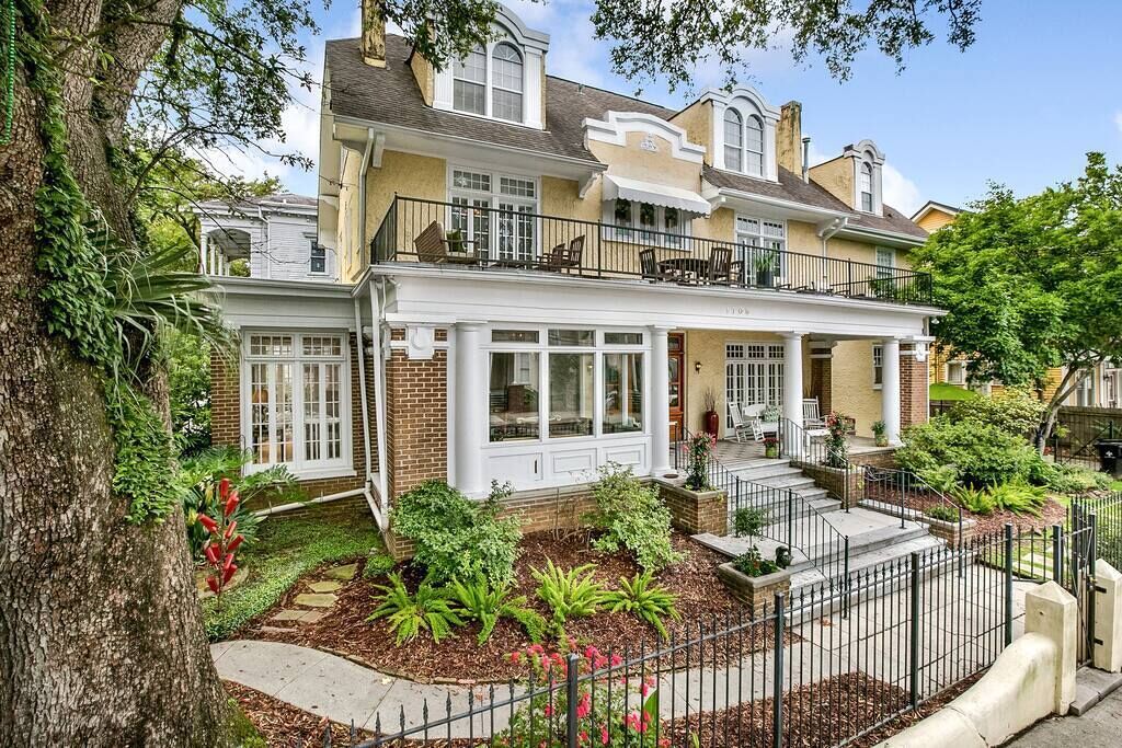 Grand Luxury Mansion | Garden District off St. Charles Ave.