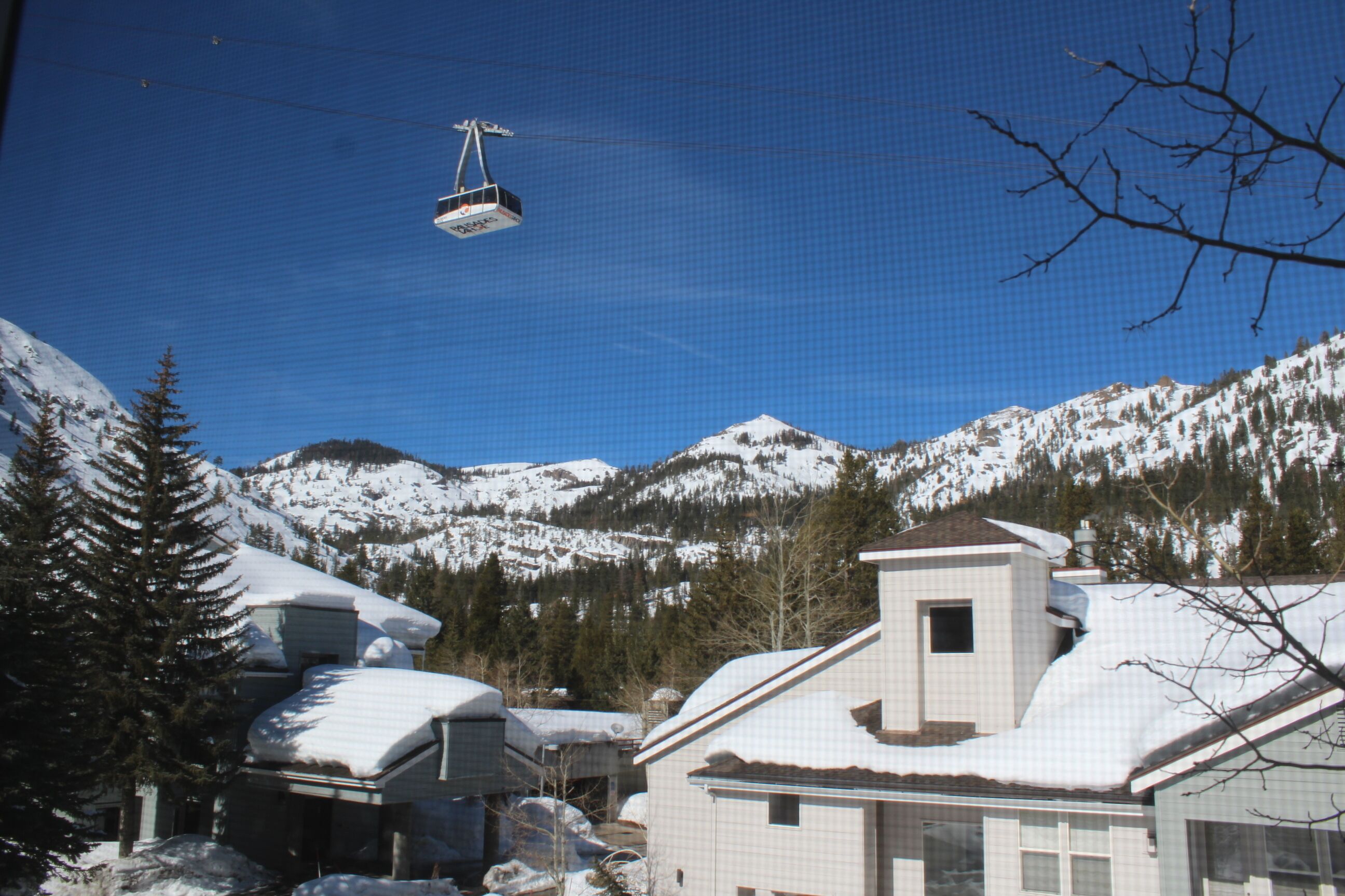 Palisades Tahoe Lodge: Upgraded Slopeside Studio Plus Loft