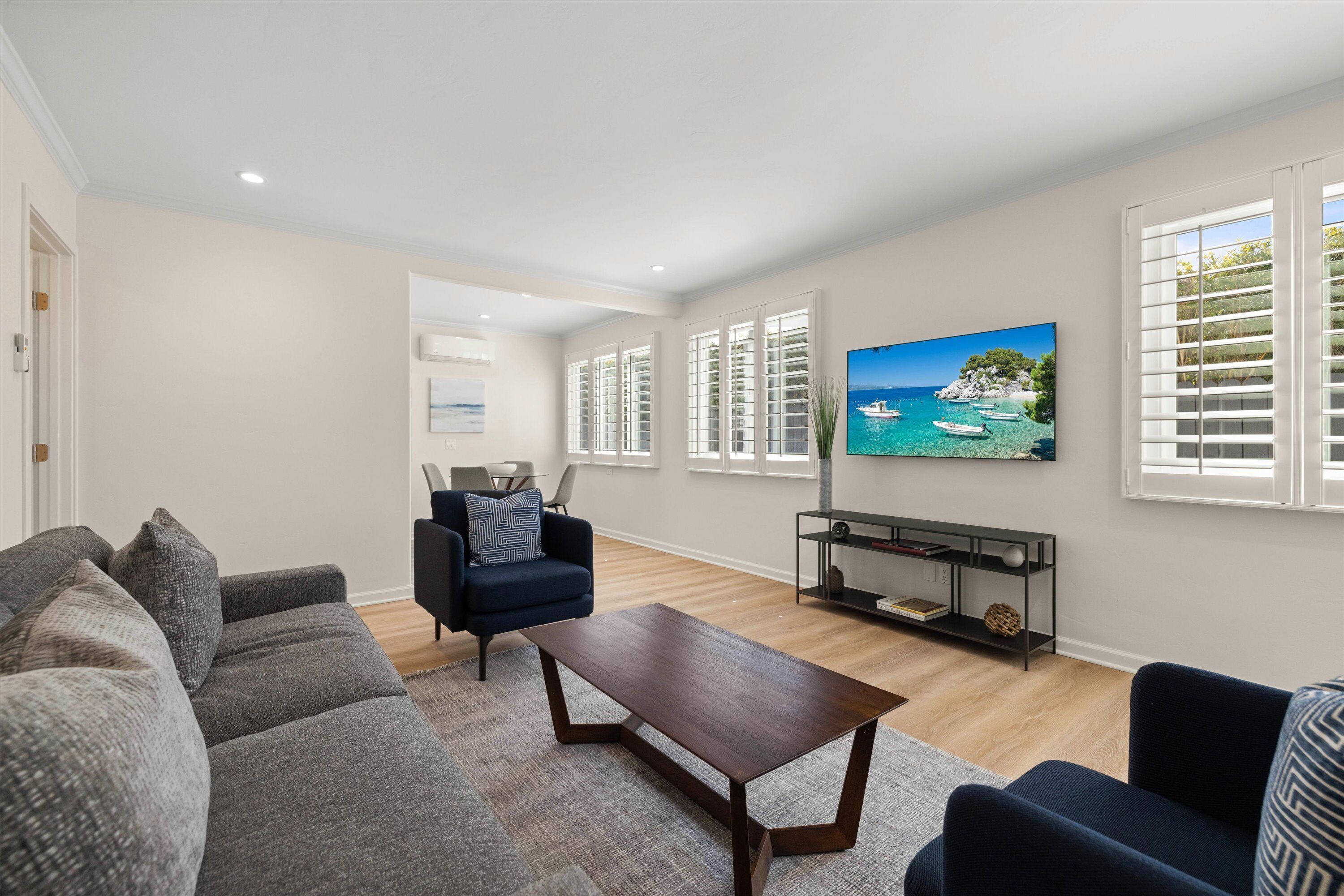 WINTER SPECIAL - Luxury Villa Blocks to Beach! 