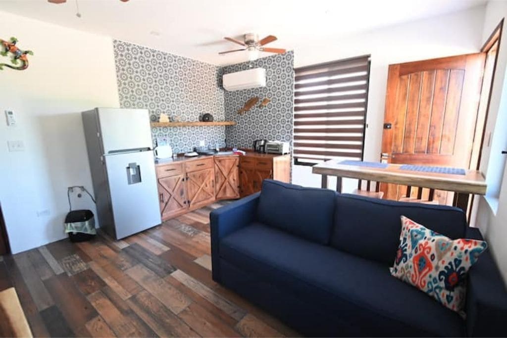 Beachfront lovely apartment with patio (Option-1)