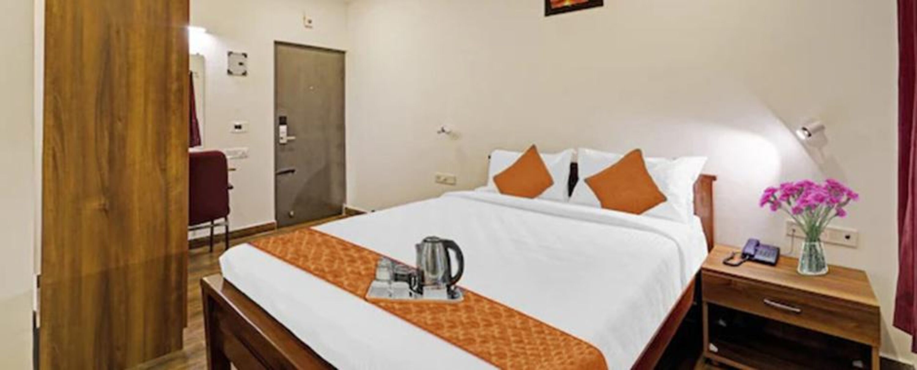Fabhotel Namadhu Illam