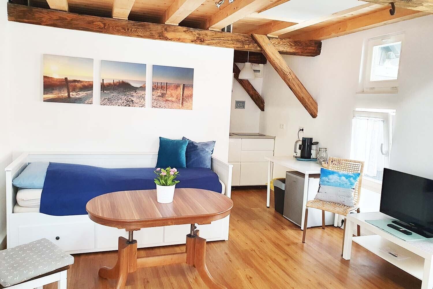 Gg01 Ferienwohnung, 30 qm, Wohn-/schlafzimmer, Balkon, Max. 3 Personen