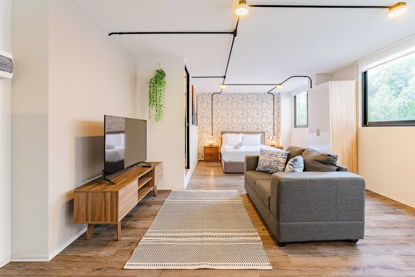 VH | Minimalist Loft + Washing Room and Gym | 258