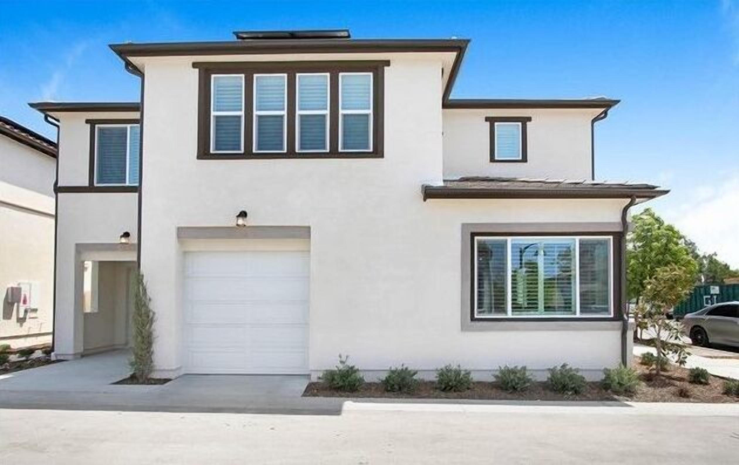 3 Bedroom Single_family 456215 by Houzlet