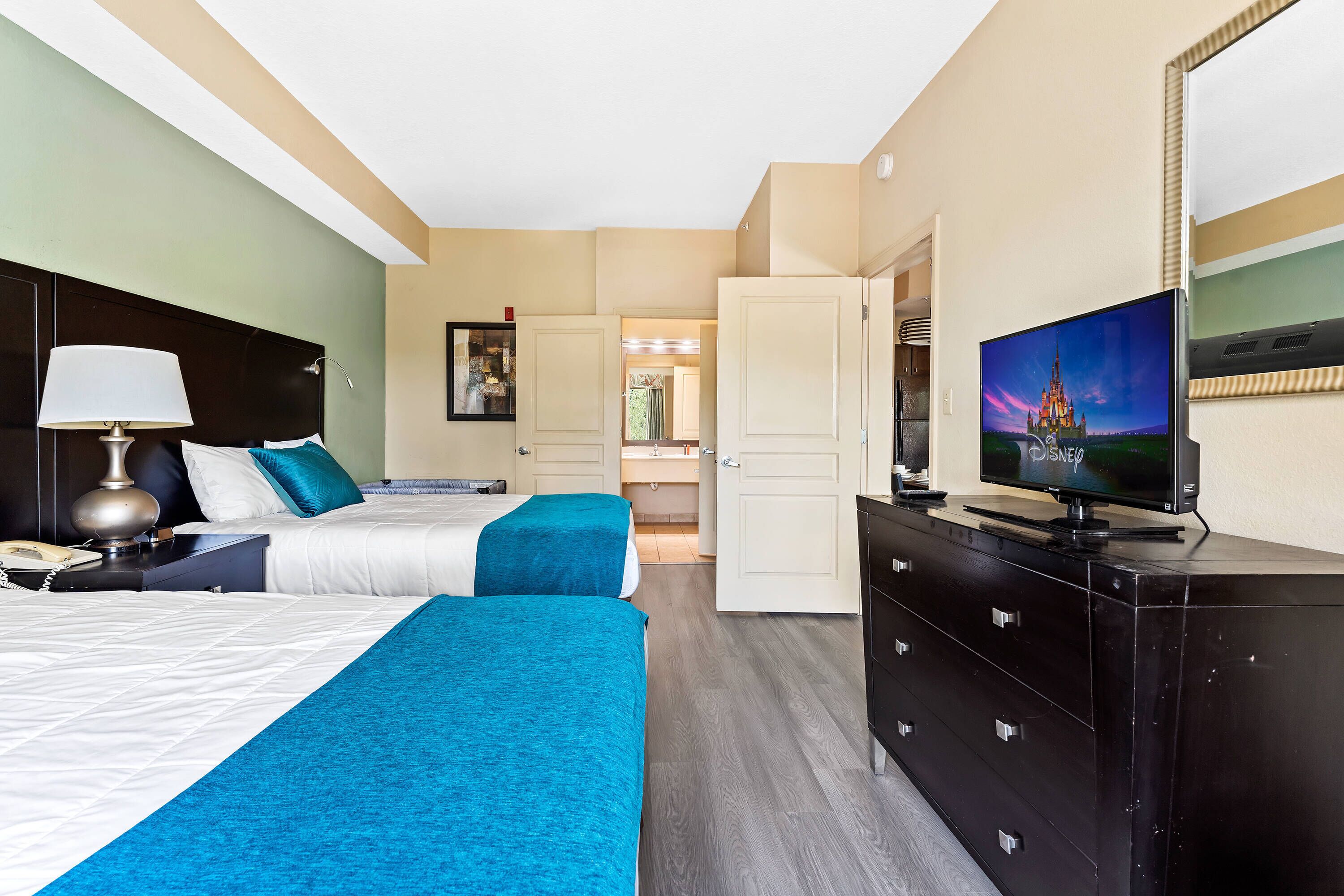 1 BR Apt next to Vineland Premium Outlets HS307