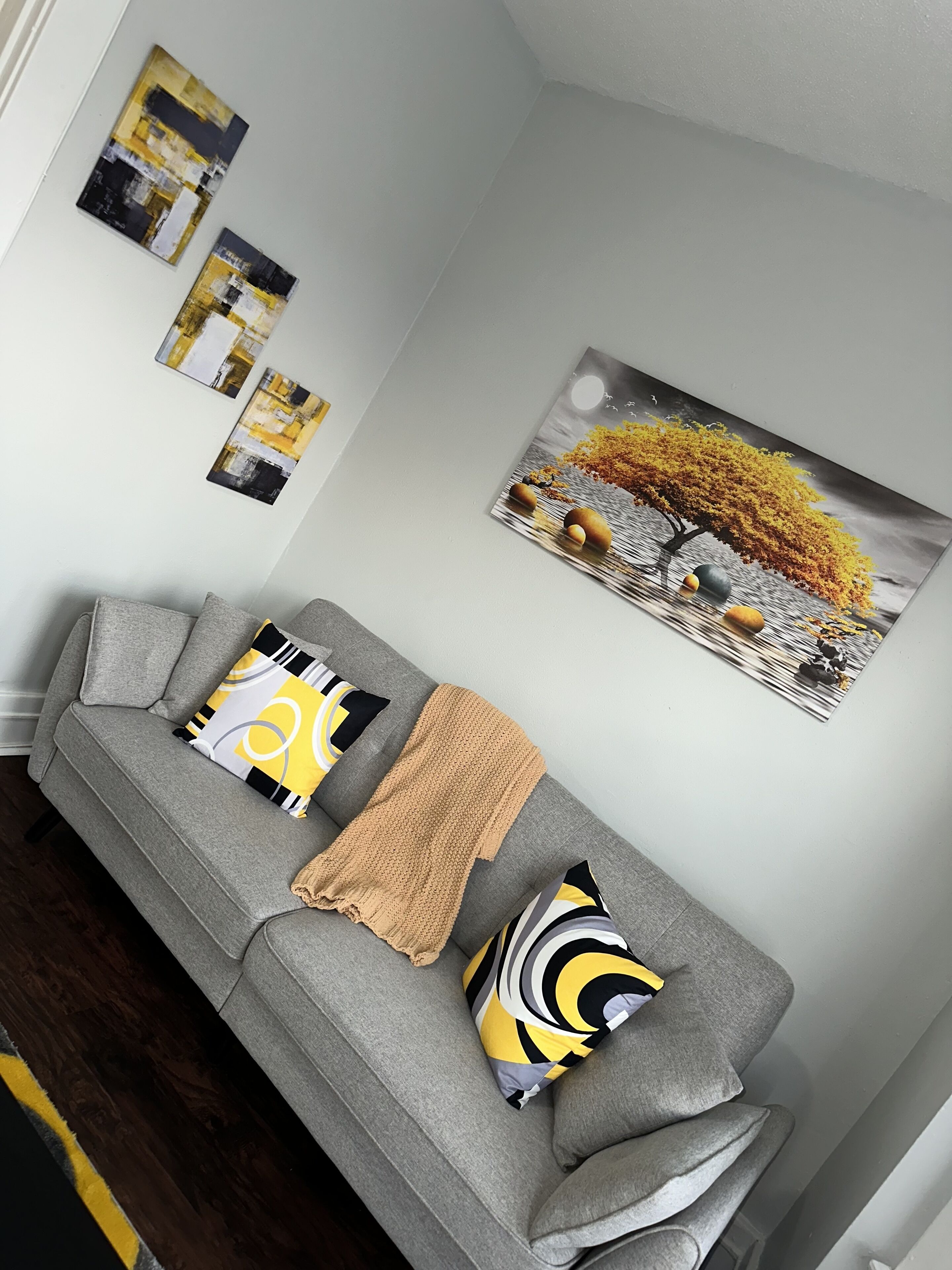 Cozy 1BR Apt in the heart of Downtown