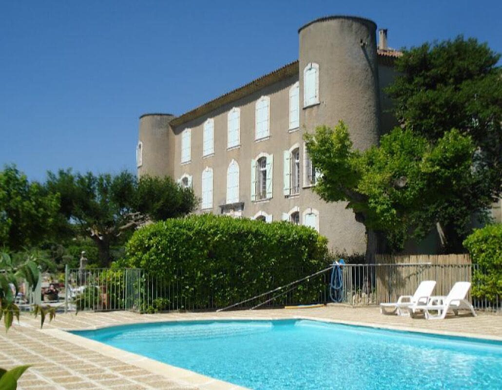Chateau St-laurent-du-verdon, Beautiful Apt in Historic 17th Century Chateau
