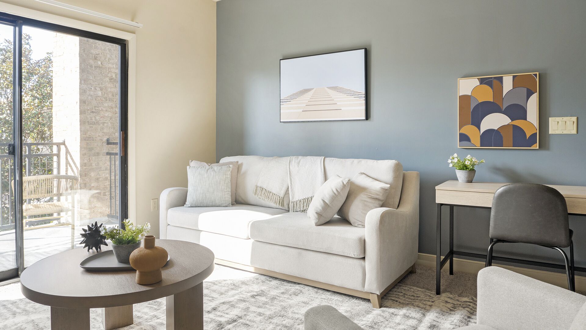 Modern Apartment in Prime Location (ID1225X333)