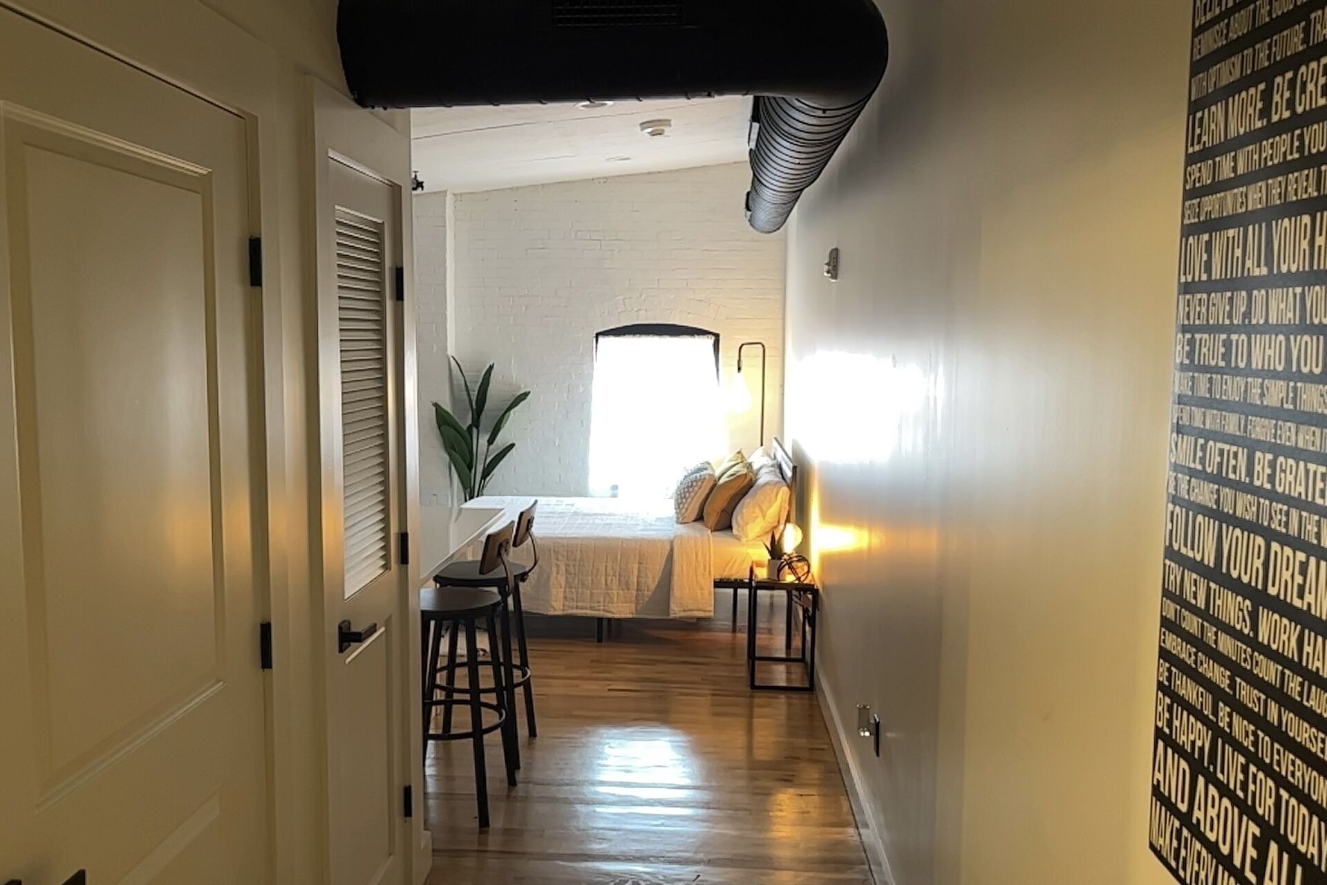 Luxury Loft (perfect for business or pleasure)
